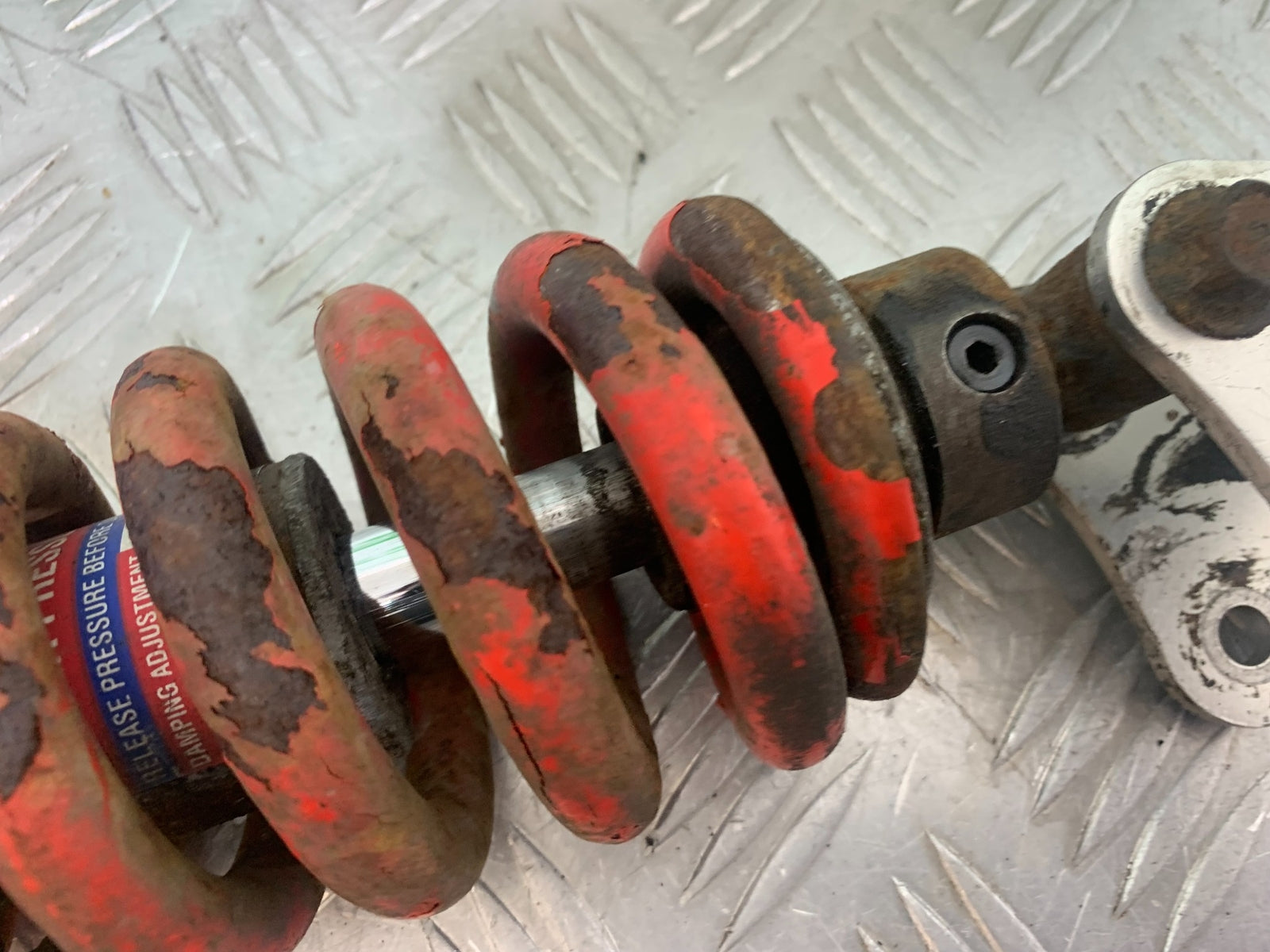 HONDA VFR750 VFR 750 HAGON REAR SHOCK   YEAR 1994-1997 (CMB1156)