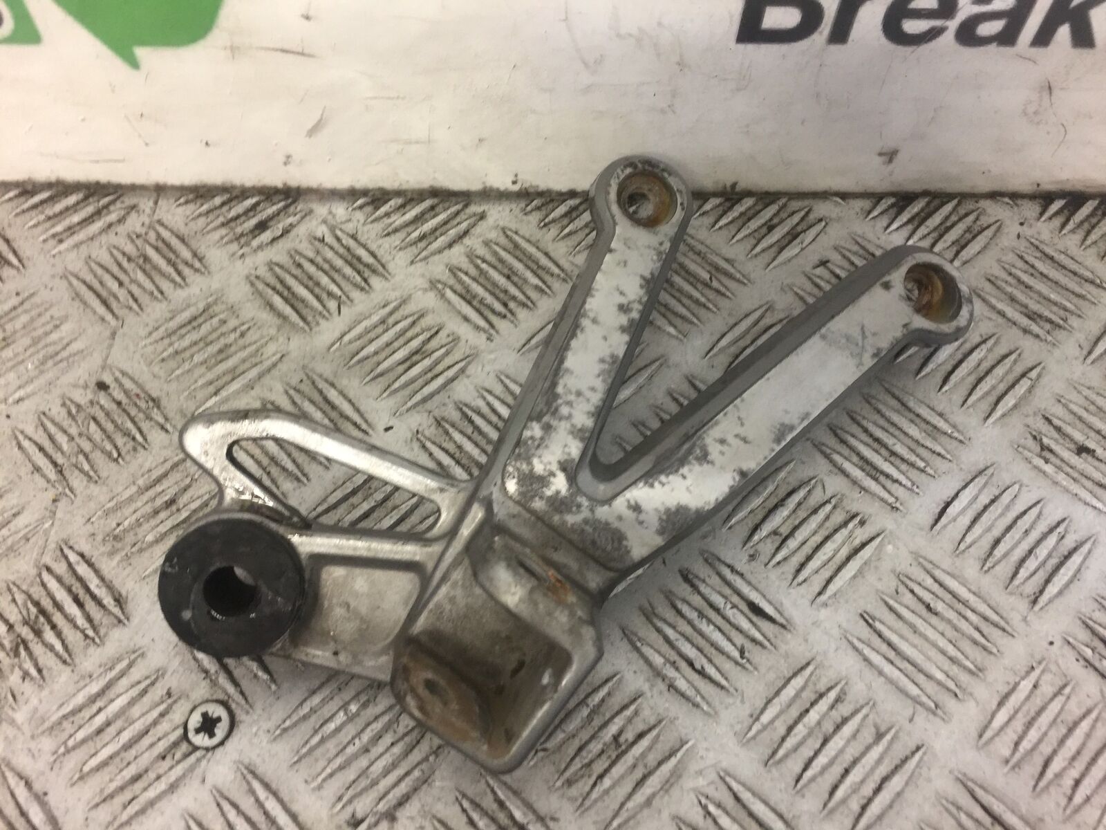 SUZUKI GSF1200  GSF 1200 BANDIT MK2 RIGHT REAR HANGER   YEAR 2003 STOCK 410