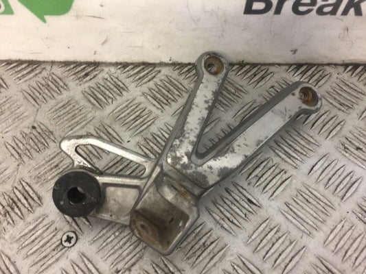 SUZUKI GSF1200  GSF 1200 BANDIT MK2 RIGHT REAR HANGER   YEAR 2003 STOCK 410