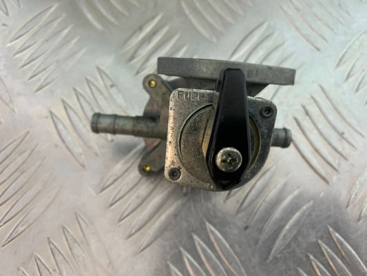 HONDA CBR1100 BLACKBIRD PETROL TAP   YEAR 1996-1998 (CMB1017)