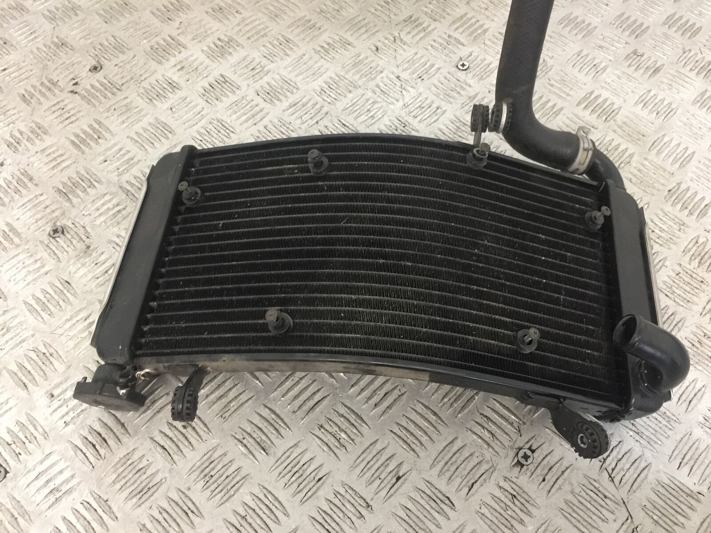DUCATI MONSTER S4 916 RADIATOR   YEAR 2001 STOCK (755)