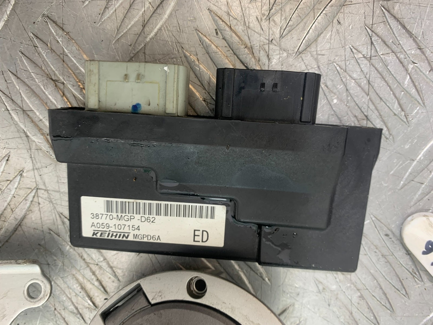 HONDA CBR1000 rr FIREBLADE ECU LOCKS KEYS  2012-2016 (CMB1280)