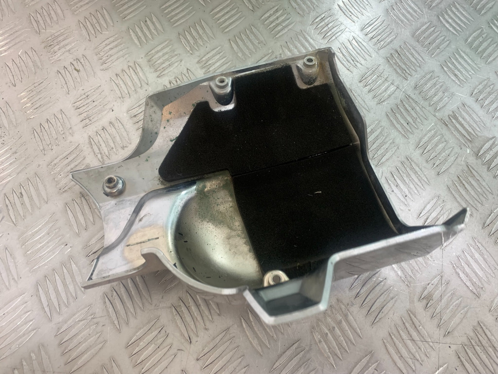 HONDA VTX1300 S-6 SPROCKET COVER   YEAR 2004-09 (CMB1159)