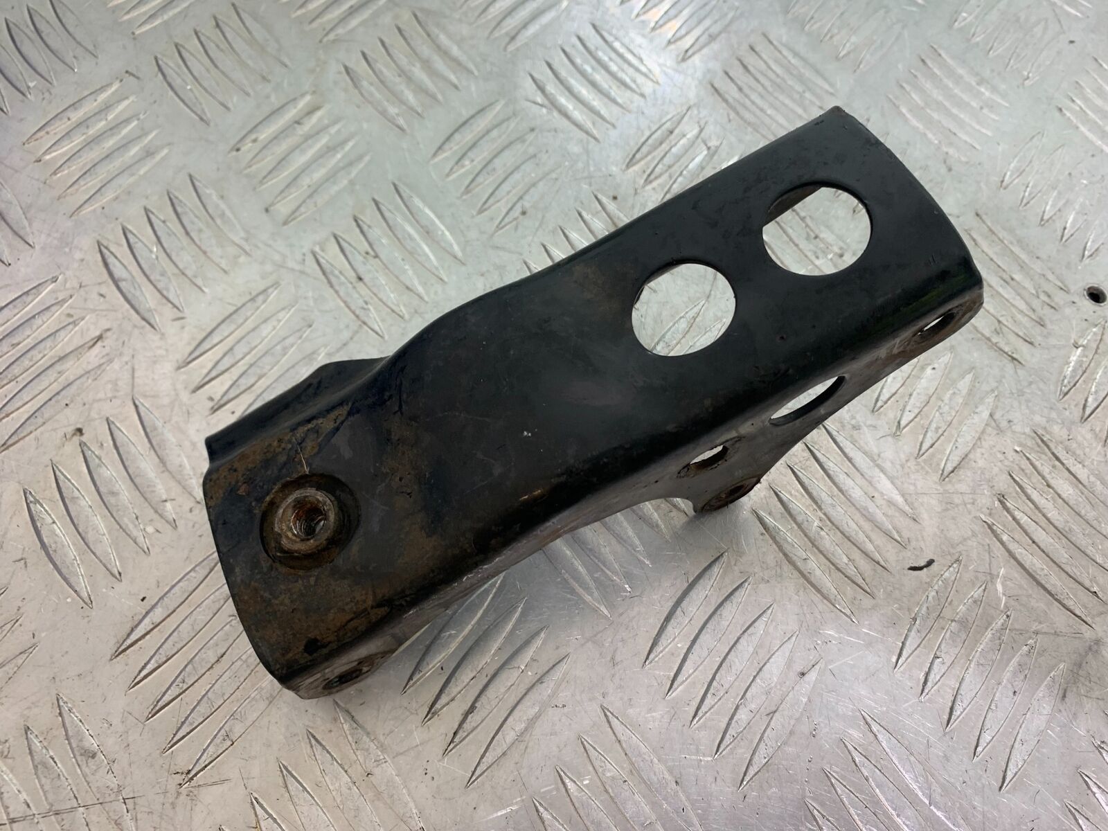 MUTT GT-SS 125 ENGINE BRACKET   YEAR 2020- 2024 (CMB1085)