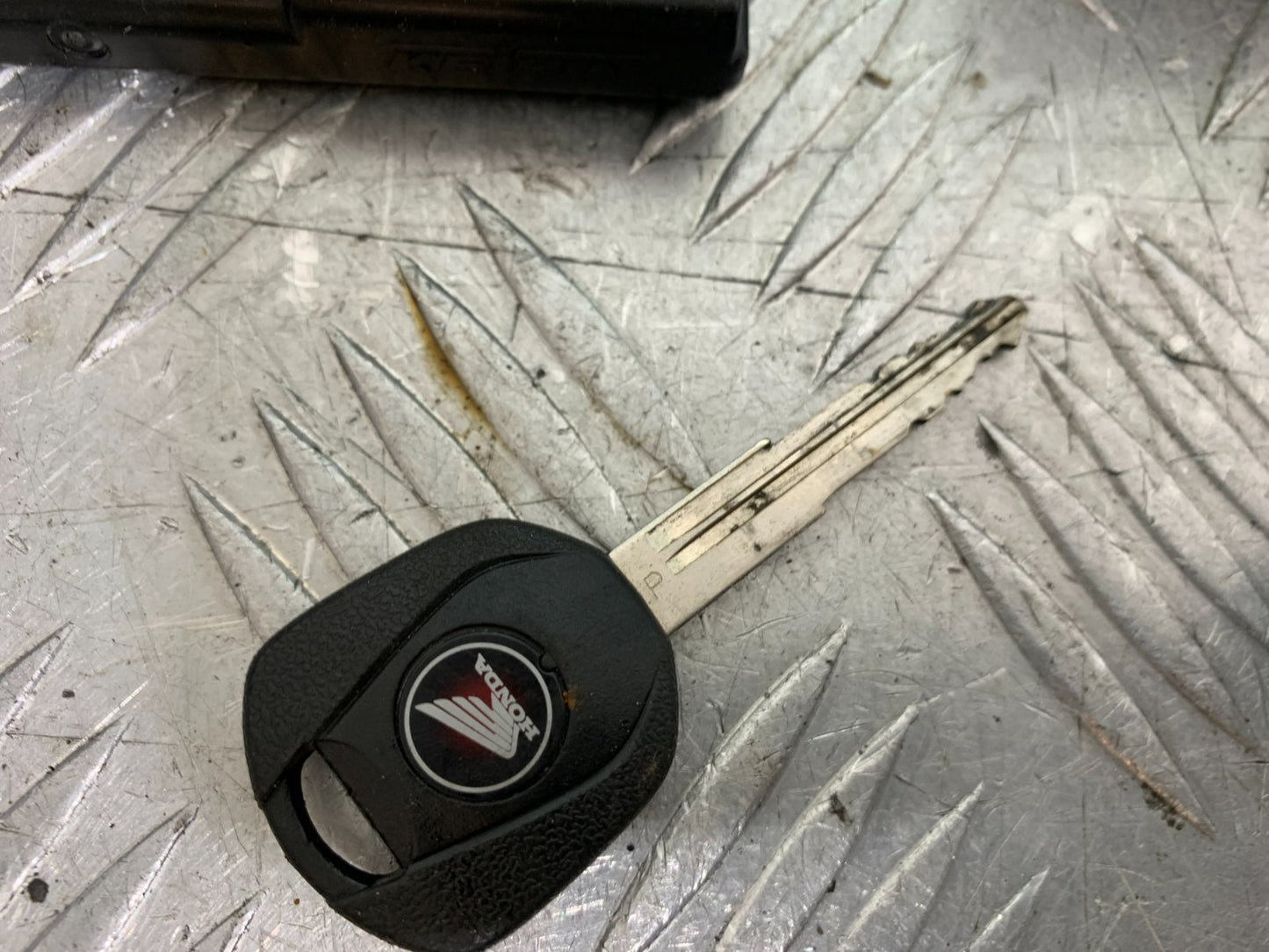 HONDA CBR1000 RR ECU LOCKS KEY  YEAR  2008-2011 (CMB1330)