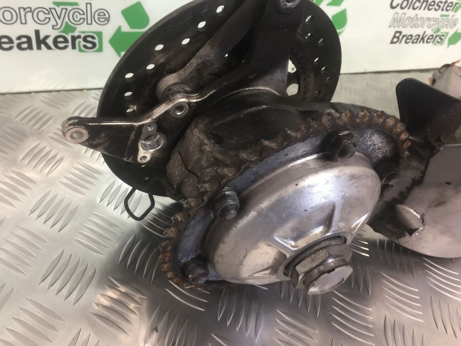 HONDA VFR800 VFR 800 V-TEC SWINGARM HUB DISC    YEAR 2003 -2009 (STOCK 916)