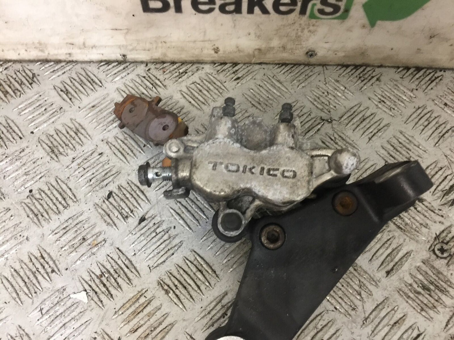 SUZUKI VLR1800 VLR 1800 REAR CALIPER  YEAR 2010 (STOCK 815)