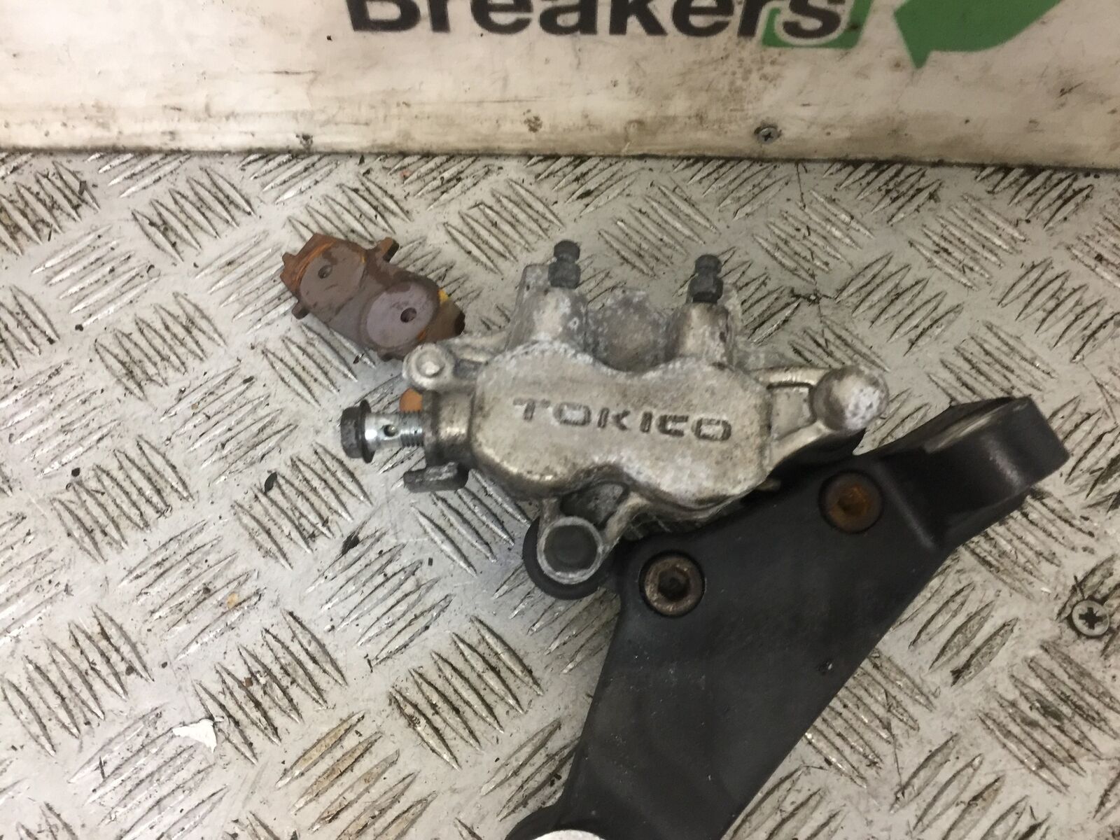SUZUKI VLR1800 VLR 1800 REAR CALIPER  YEAR 2010 (STOCK 815)