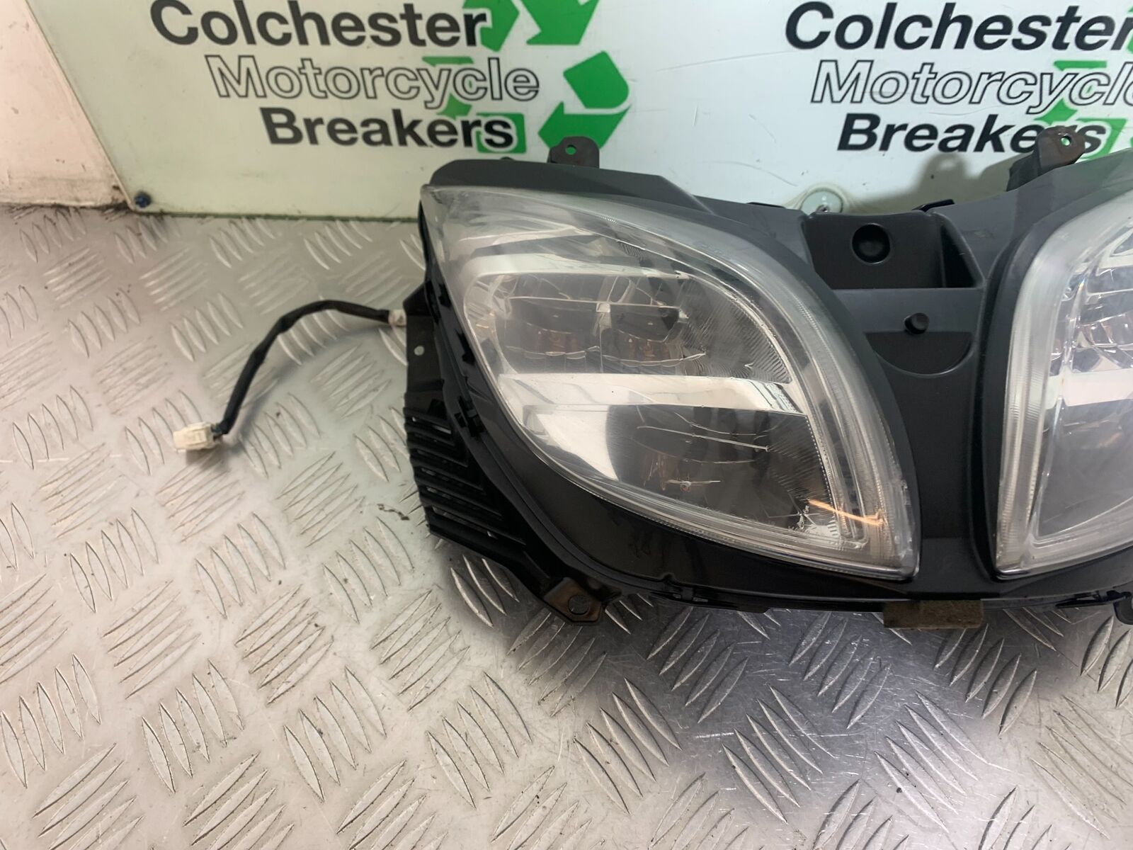 SUZUKI AN400 AN 400 BURGMAN HEADLIGHT  YEAR 2017-2024 (CMB1118)