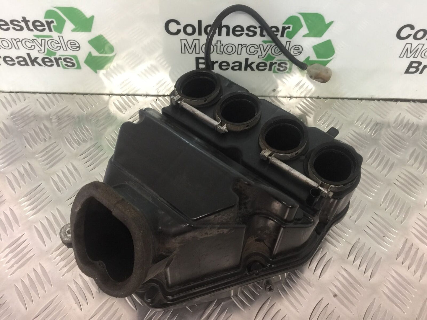 KAWASAKI Z1000 SX AIRBOX   YEAR 2011-13 (STOCK 911)