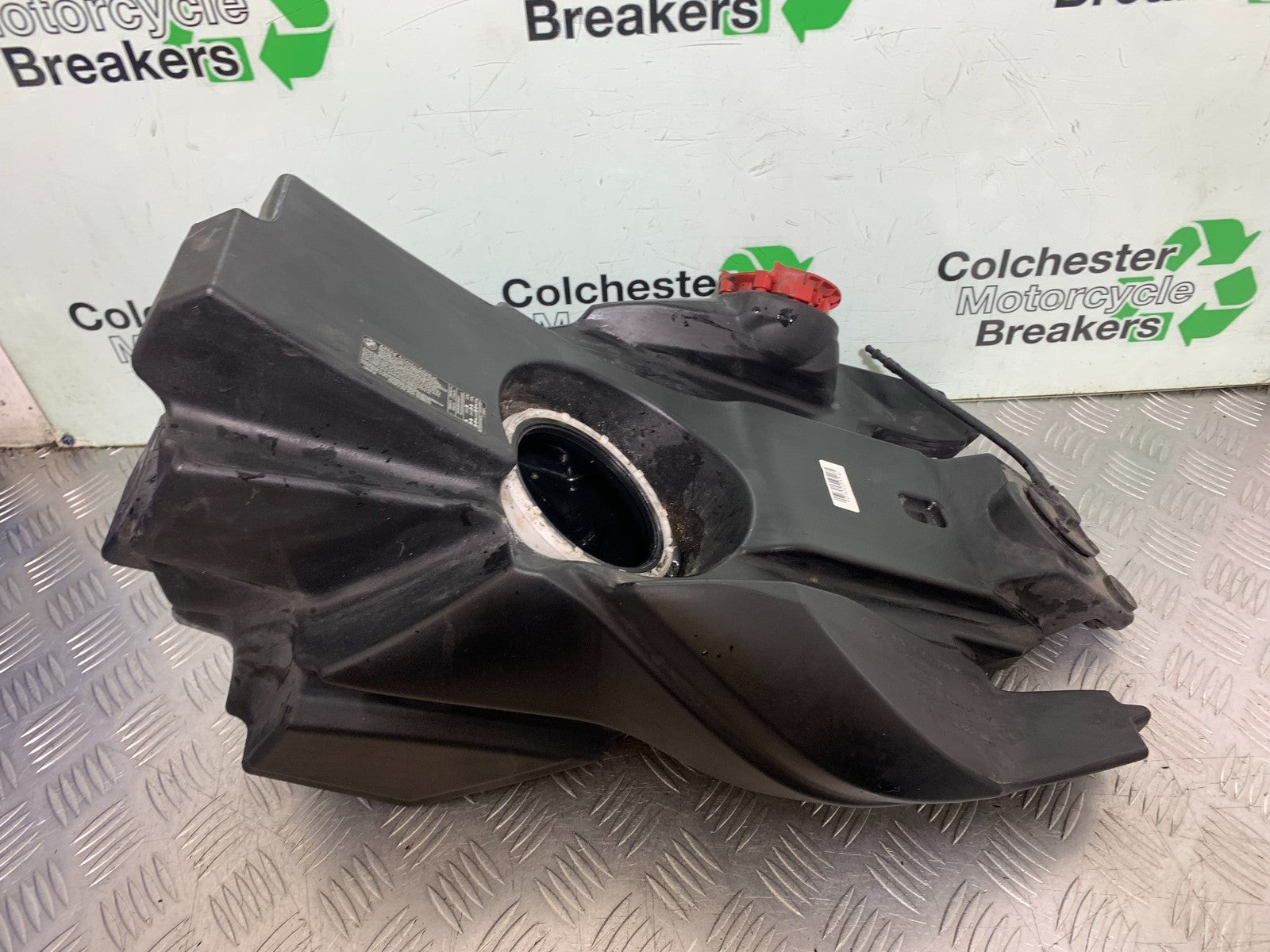 BMW F800 GT PETROL TANK   YEAR 2013-2017 (CMB1248)