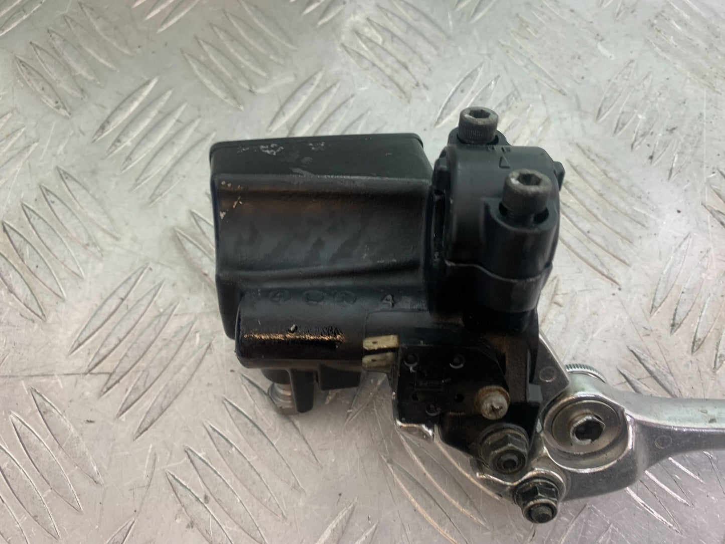 TRIUMPH 675 STREET TRIPLE FRONT BRAKE MASTER CYLINDER  2013-2016 (CMB1186)