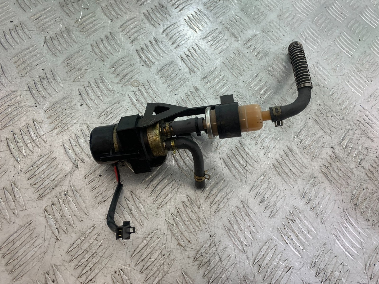 KAWASAKI ZZR1100 D PETROL PUMP YEAR 1993-2001 (CMB1289)