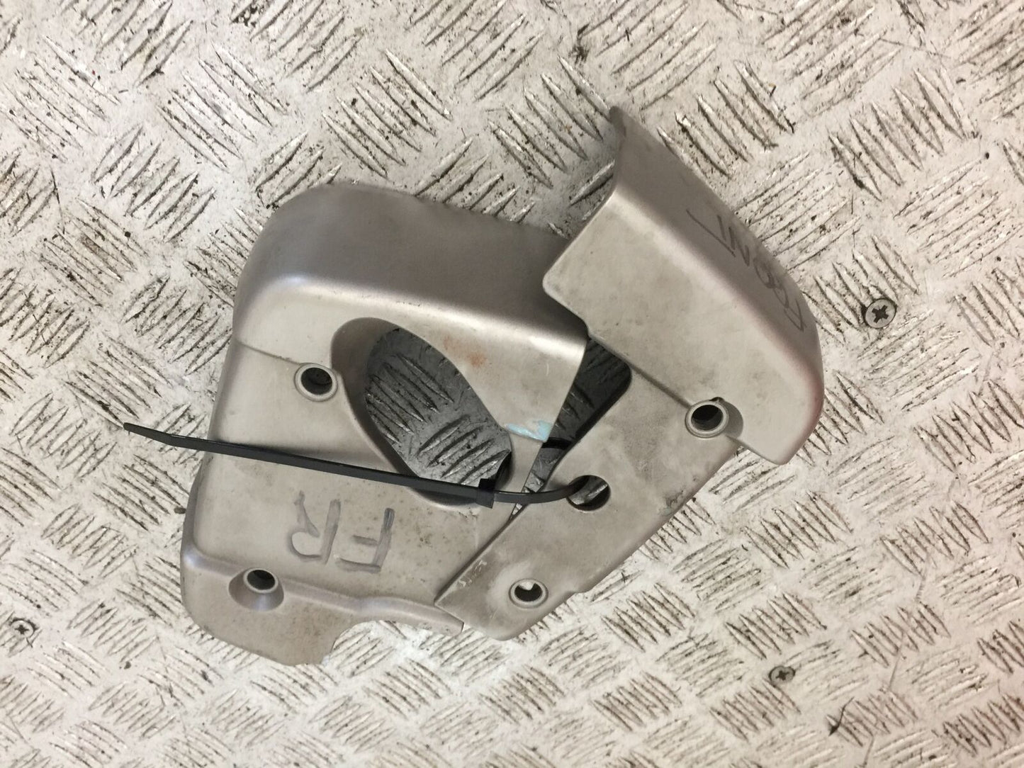 HONDA VT750 SHADOW PHANTOM FRONT CYLINDER HEAD COVERS   YEAR 2014 (STOCK 761)