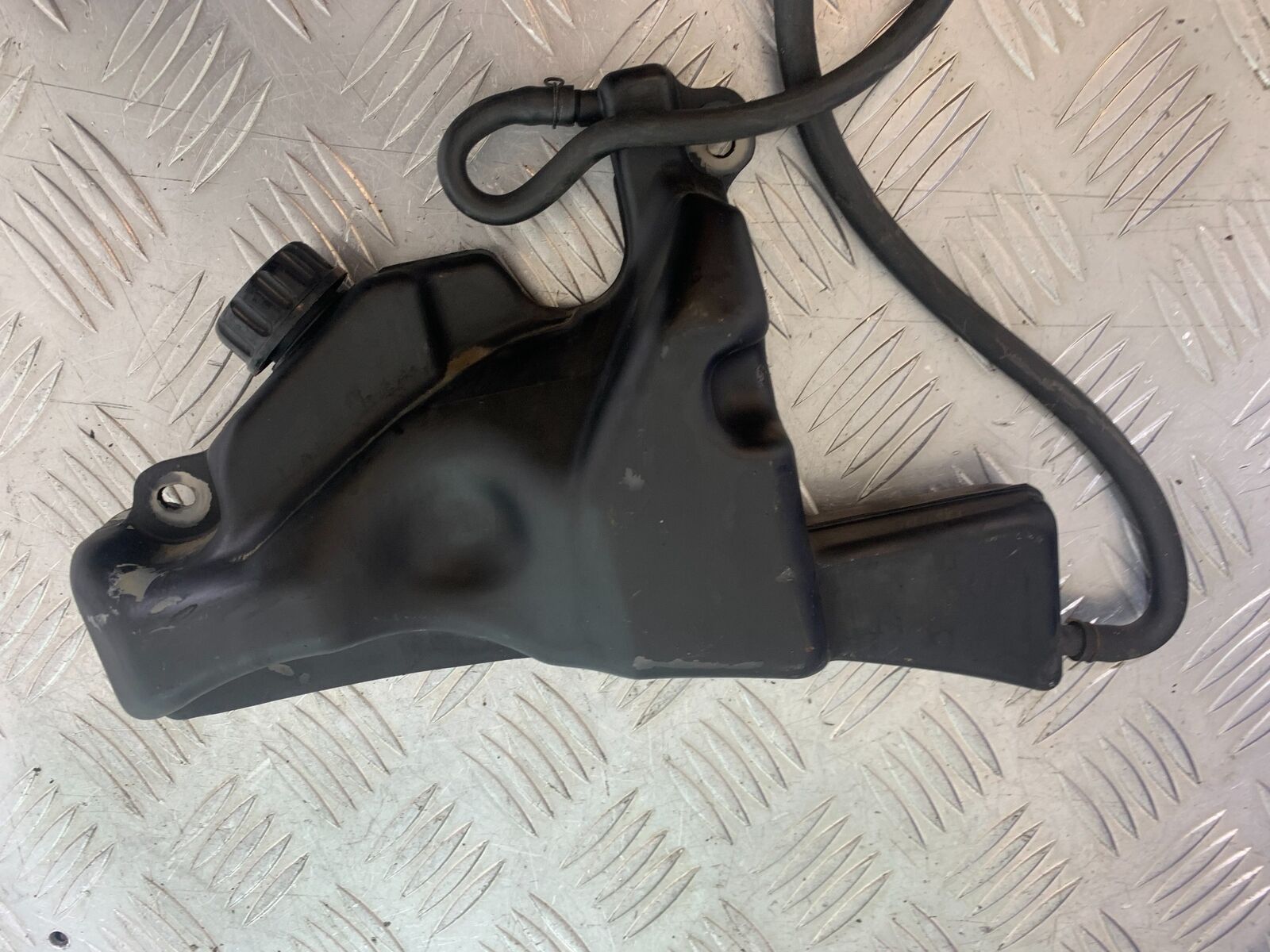 KAWASAKI ZX6R ZX6 J COOLANT BOTTLE  YEAR 2000 (CMB1129)