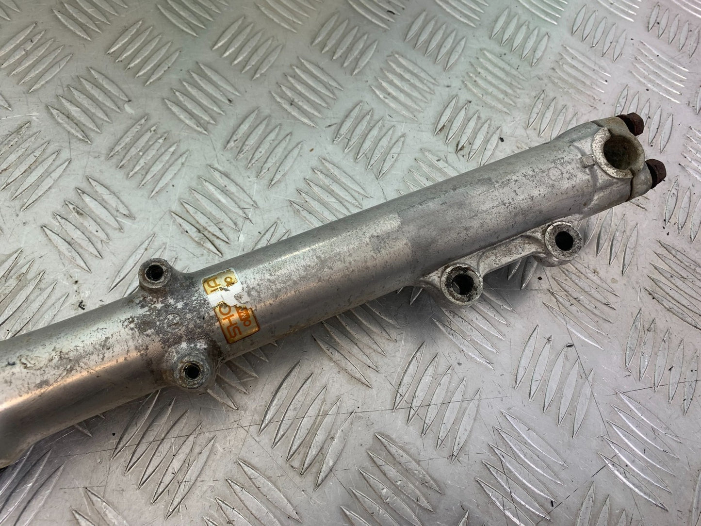 HONDA GL500 GL 500 SILVERWING FRONT LEFT FORK  YEAR 1981-82  (CMB1168)