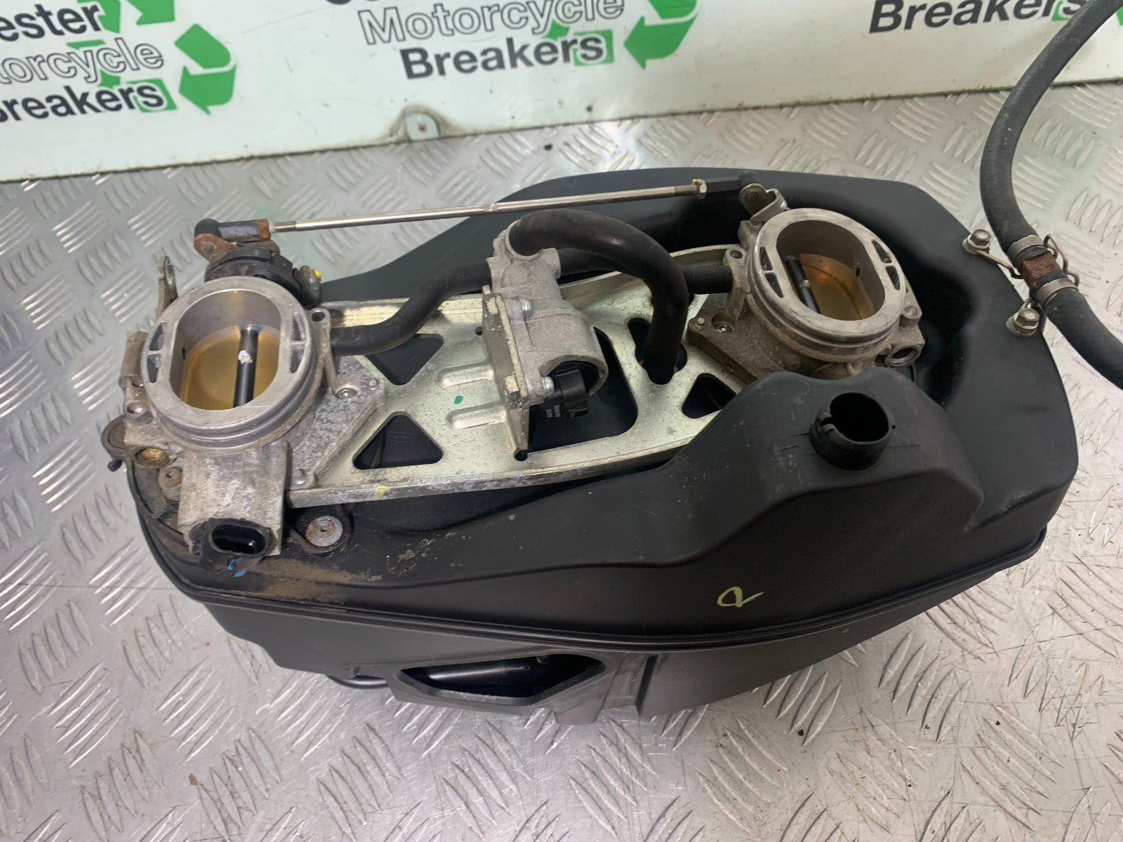 DUCATI 848 THROTTLE BODIES   YEAR 2008-2010 (CMB1323)