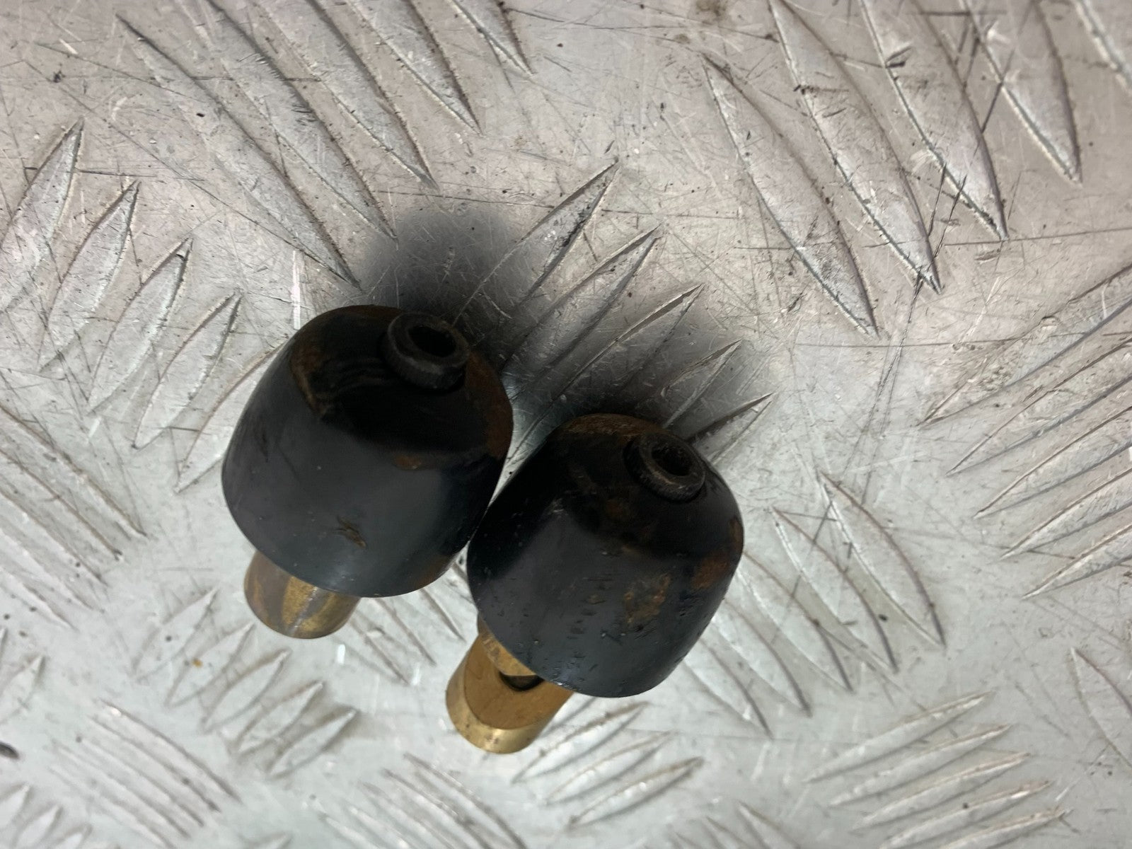 DUCATI 937 MONSTER BAR END WEIGHTS  YEAR 2021-2024 (CMB1270)