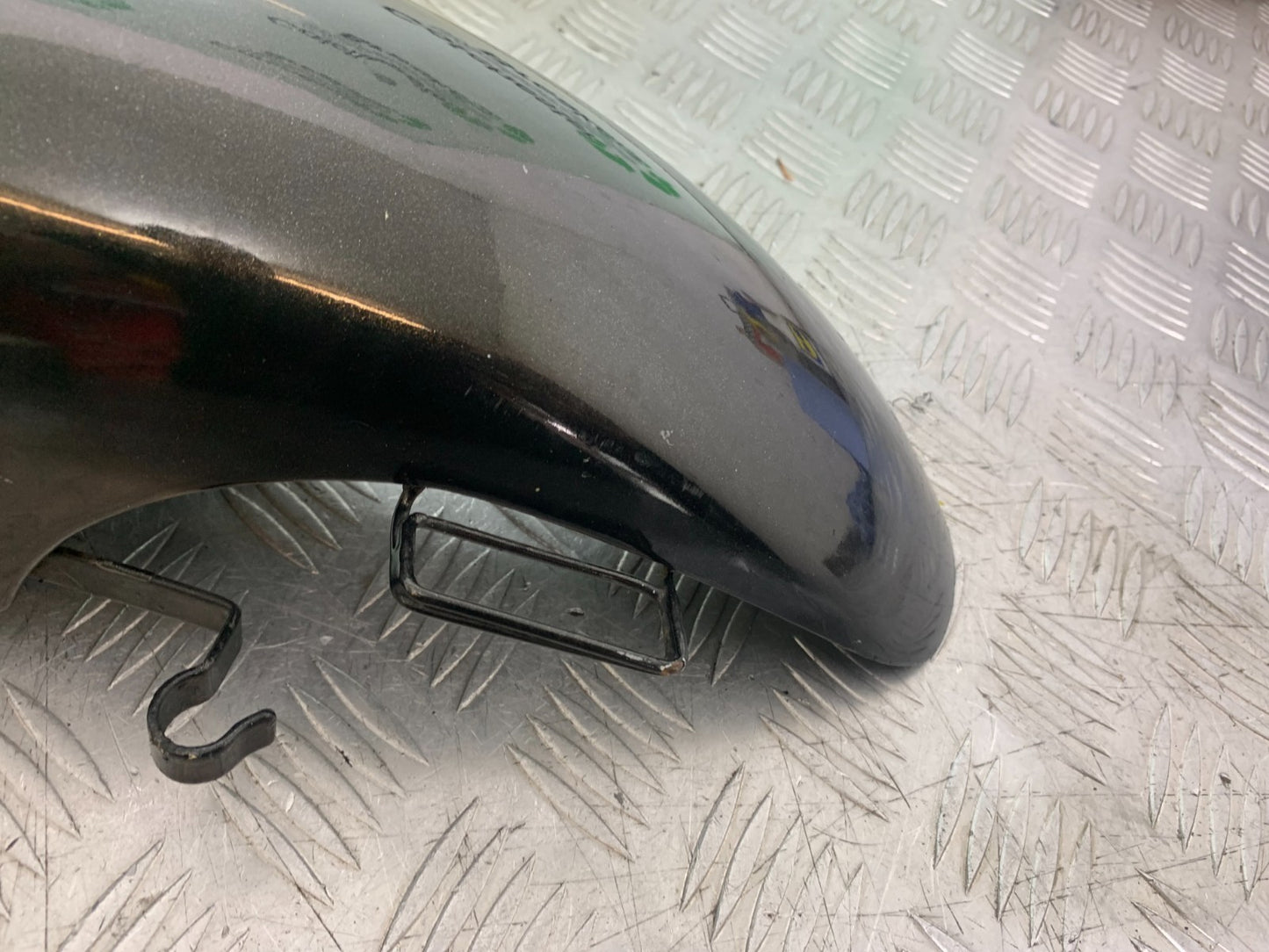 HONDA VT700 VT 700 SHADOW FRONT MUDGUARD  YEAR 1984-85 (CMB1328)
