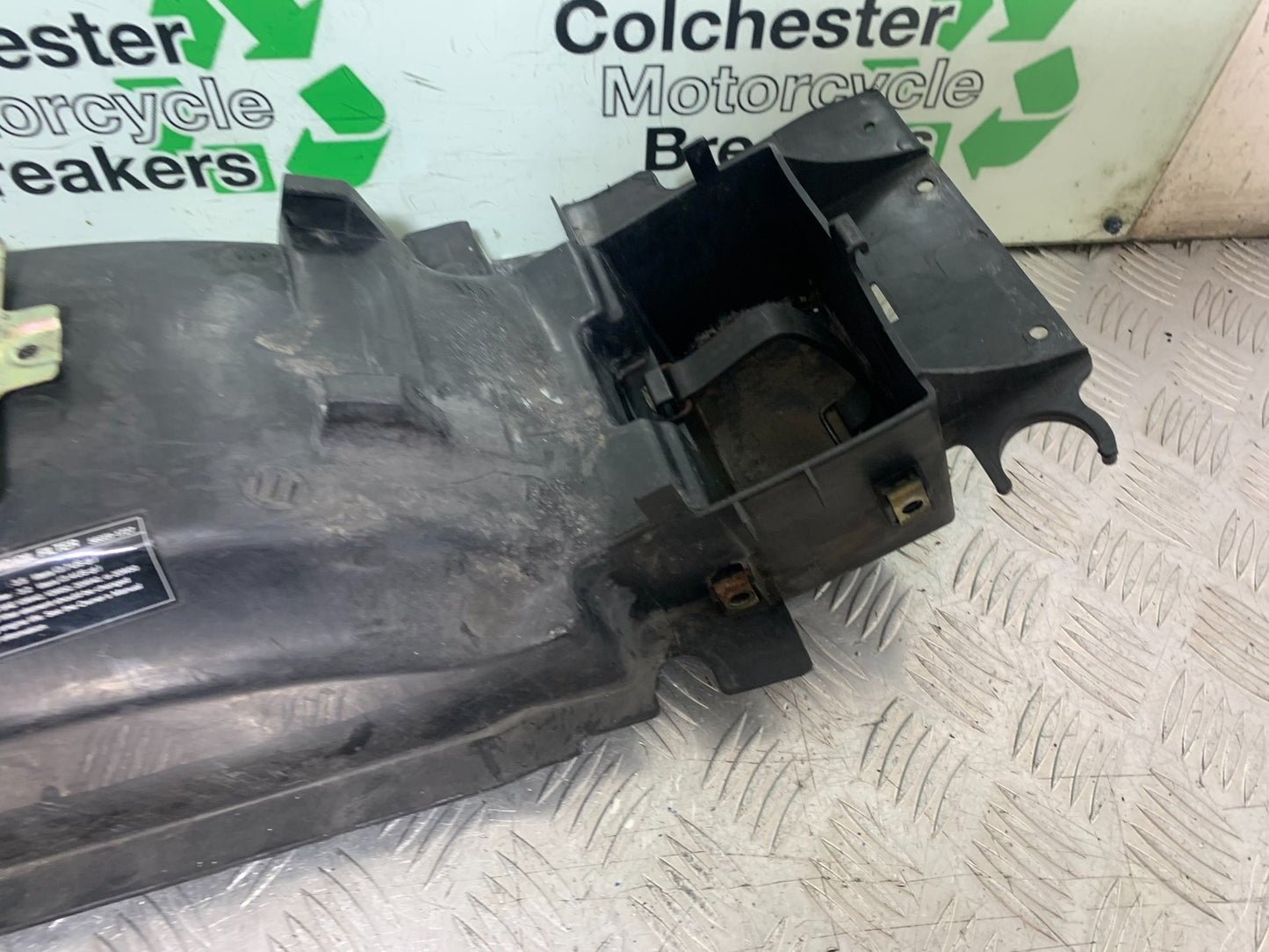 KAWASAKI ZZR1100 D UNDERTRAY   YEAR 1993-2001 (CMB1289)