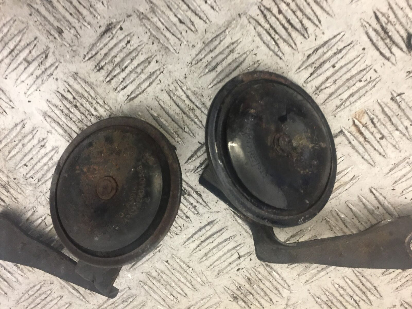 KAWASAKI ZZR1200 ZZR 1200 HORNS   2002-2005 (STOCK 678)