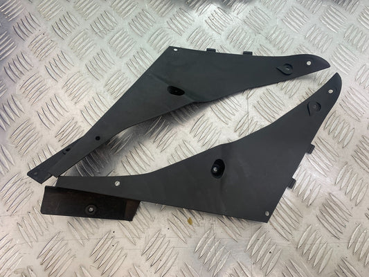 KAWASAKI ZX6R LEFT AND RIGHT INNER INFILL PANELS  YEAR 2009-2012 (CMB1136)