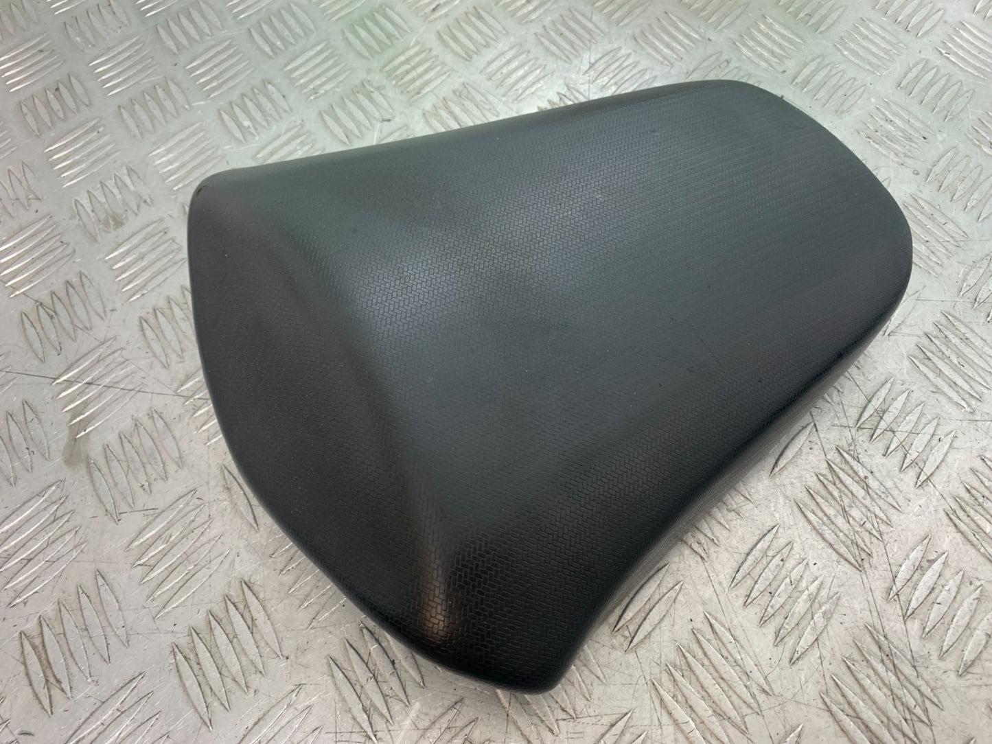 HONDA NC700 X  REAR SEAT YEAR 2012-2014 (CMB1327)