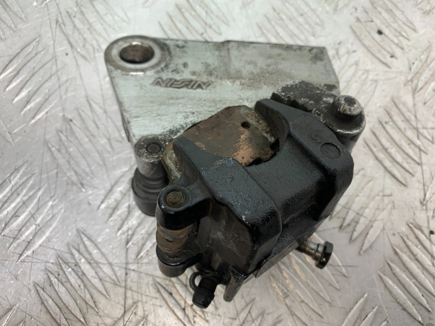 TRIUMPH 955i DAYTONA REAR BRAKE CALIPER YEAR 2002-2006 (CMB1229)