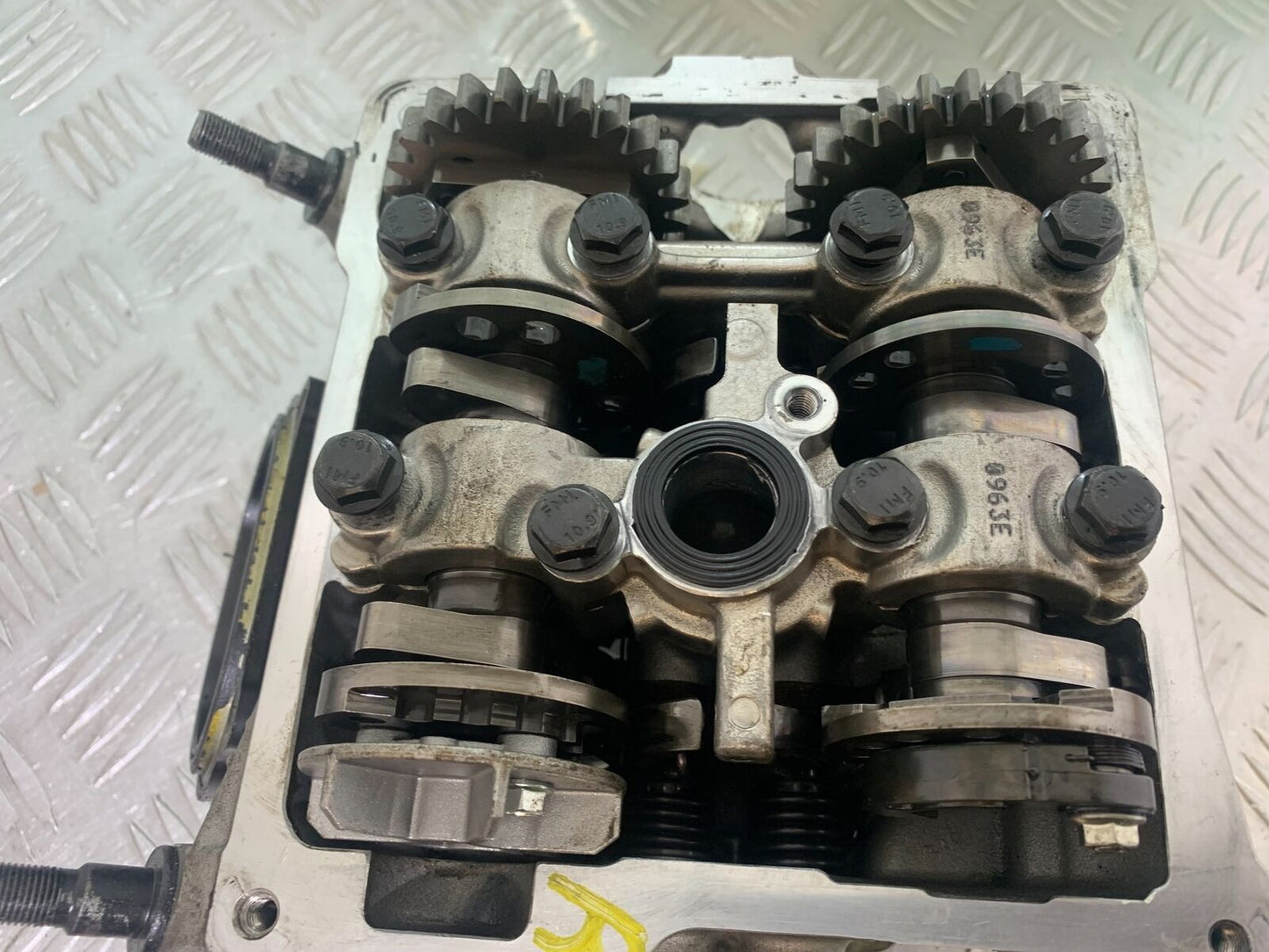 DUCATI 1199 PANIGALE REAR CYLINDER HEAD AND CAMS  YEAR 2012-2014 (CMB1047)