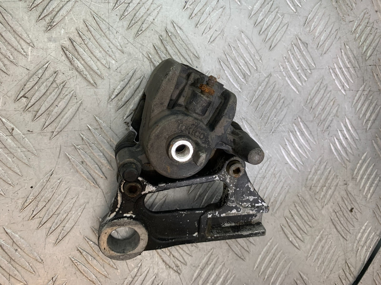 KAWASAKI ZX6R ZX6 J REAR CALIPER (SOLD AS PARTS)   YEAR 2000 (CMB1312)