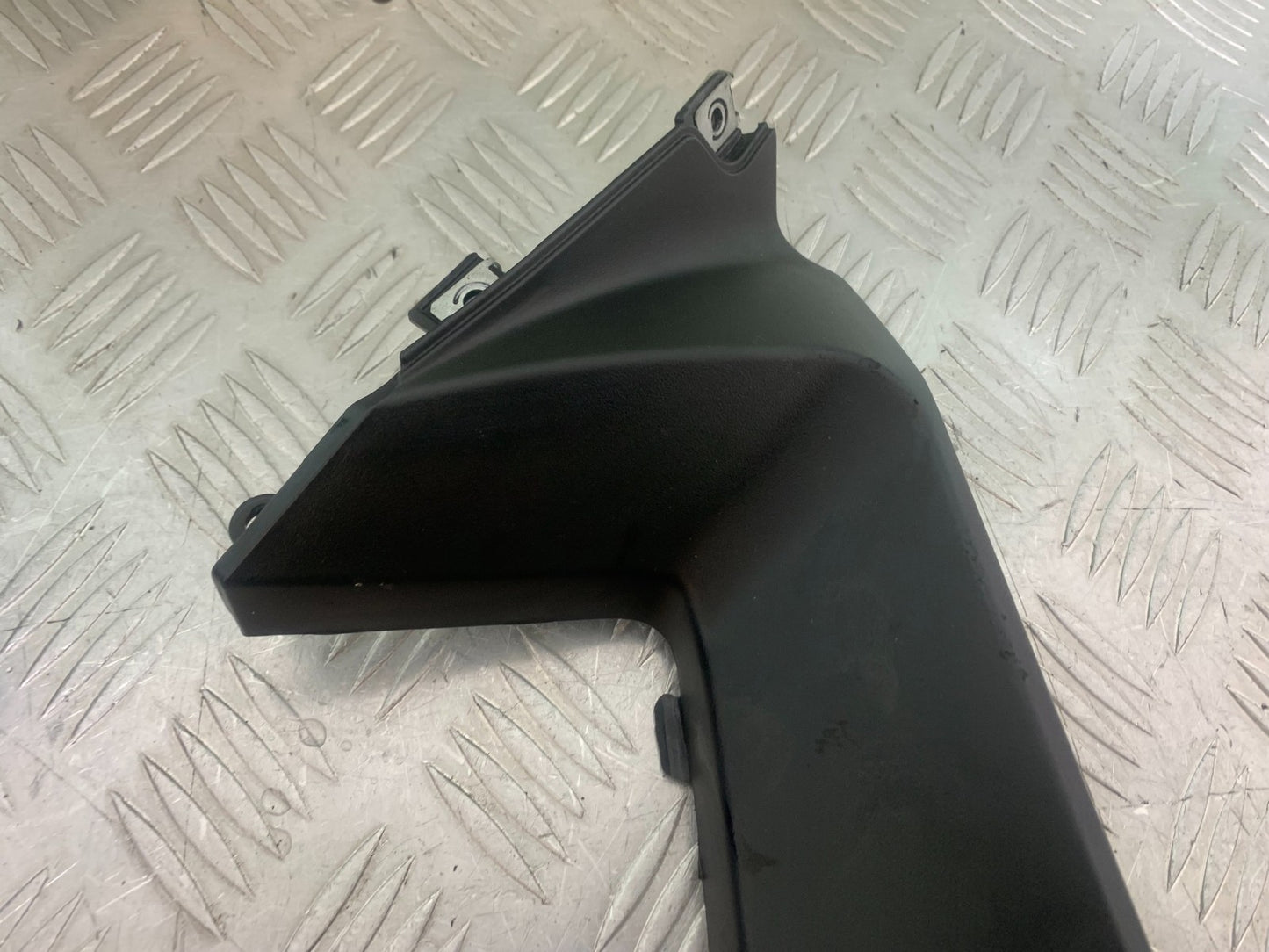 APRILIA SL750 SL 750 SHIVER LEFT & RIGHT TANK INFILLS  YEAR 2008-2016 (CMB1242)