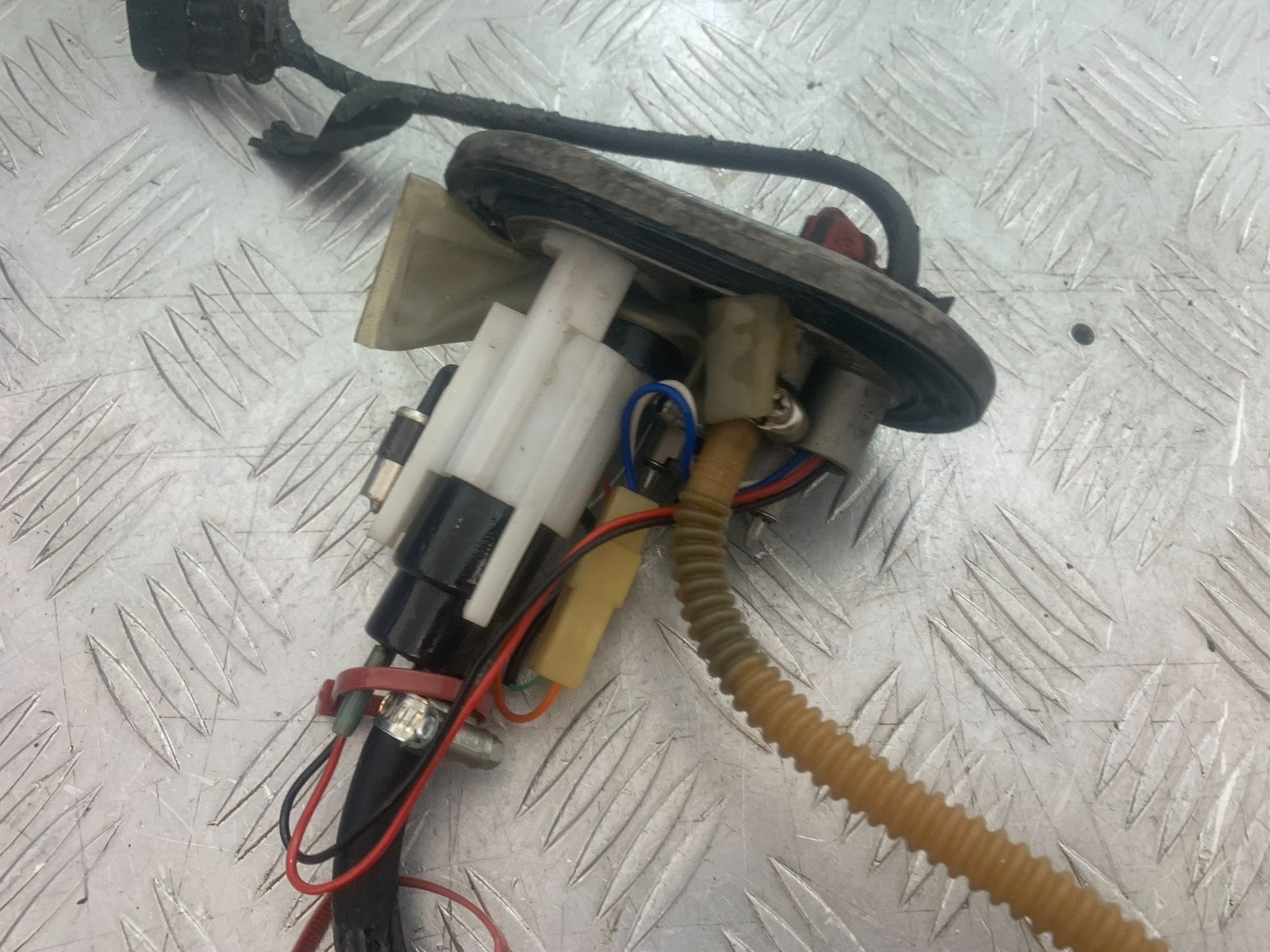 APRILIA 650 PAGASO STRADA PETROL PUMP  YEAR 2005-2010 (CMB1260)