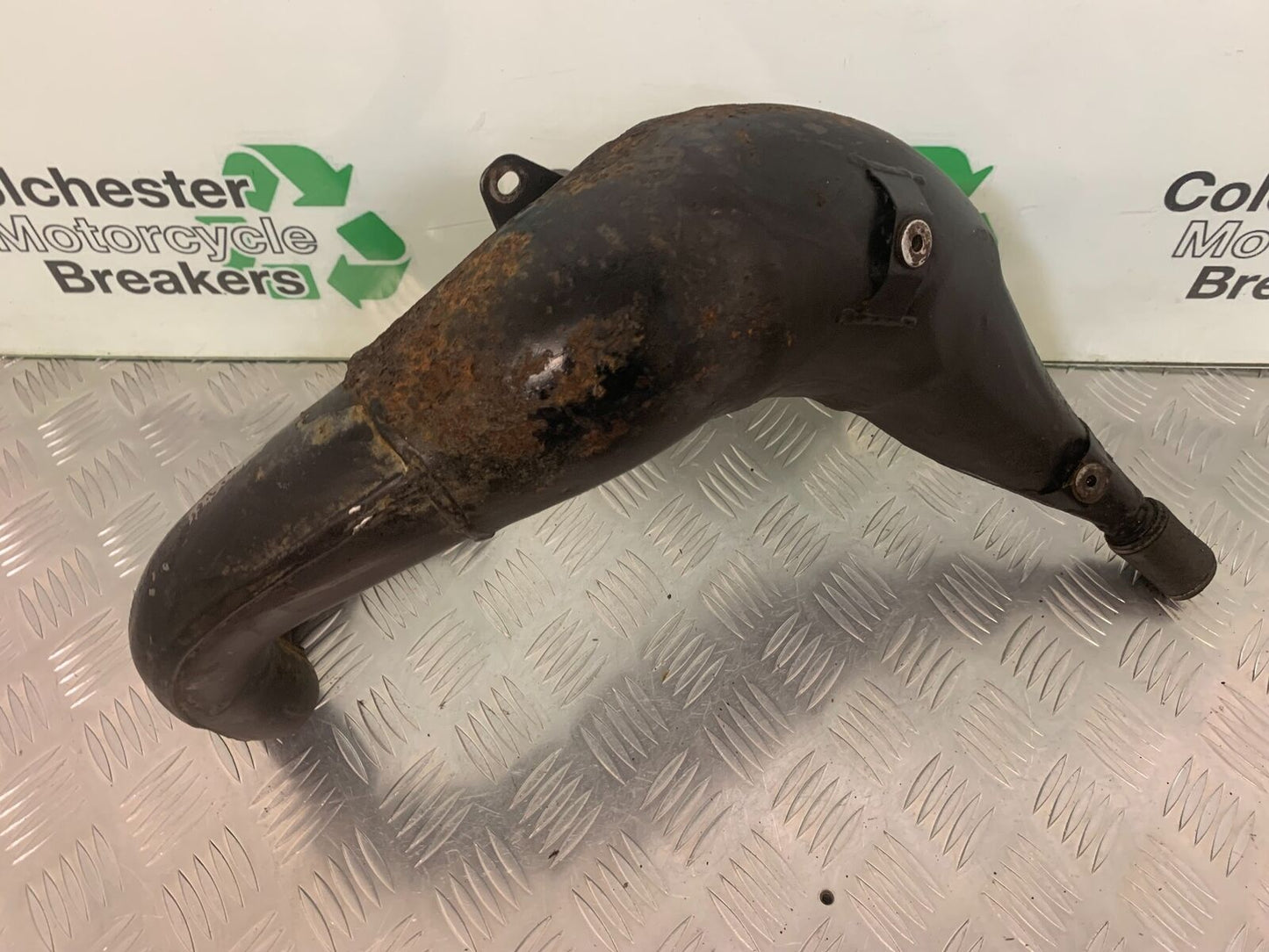 YAMAHA TDR250 TDR 250 LEFT EXHAUST DOWNPIPE YEAR 1988-1992  (STOCK 976)