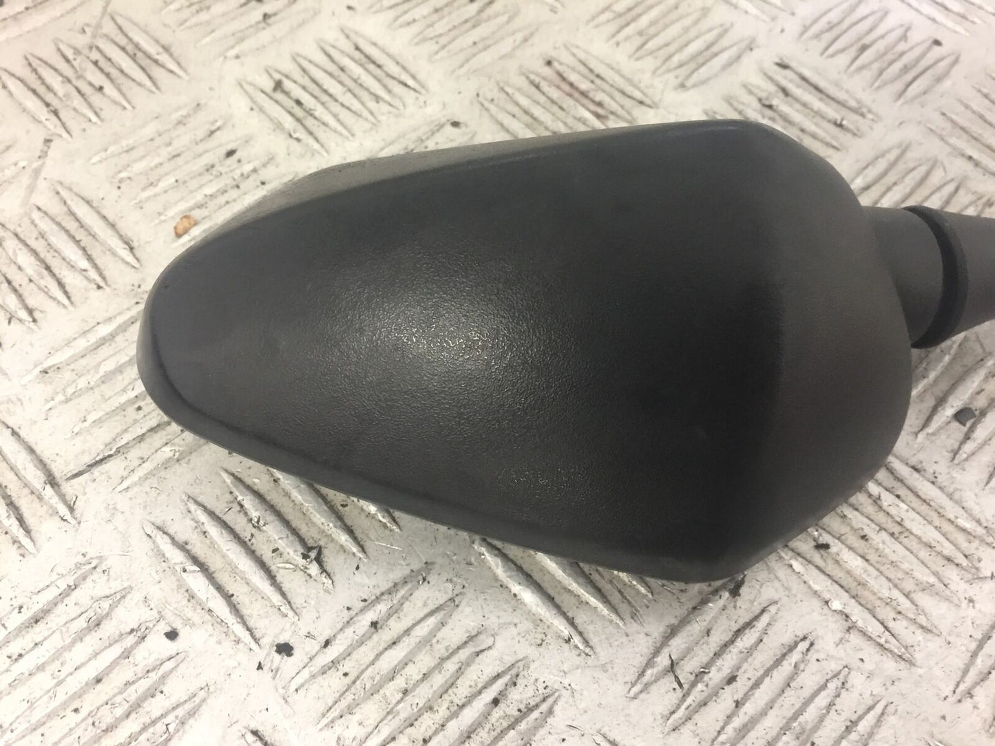 HONDA CB900 CB 900 HORNET LEFT MIRROR  YEAR 2002-06 (STOCK 633)