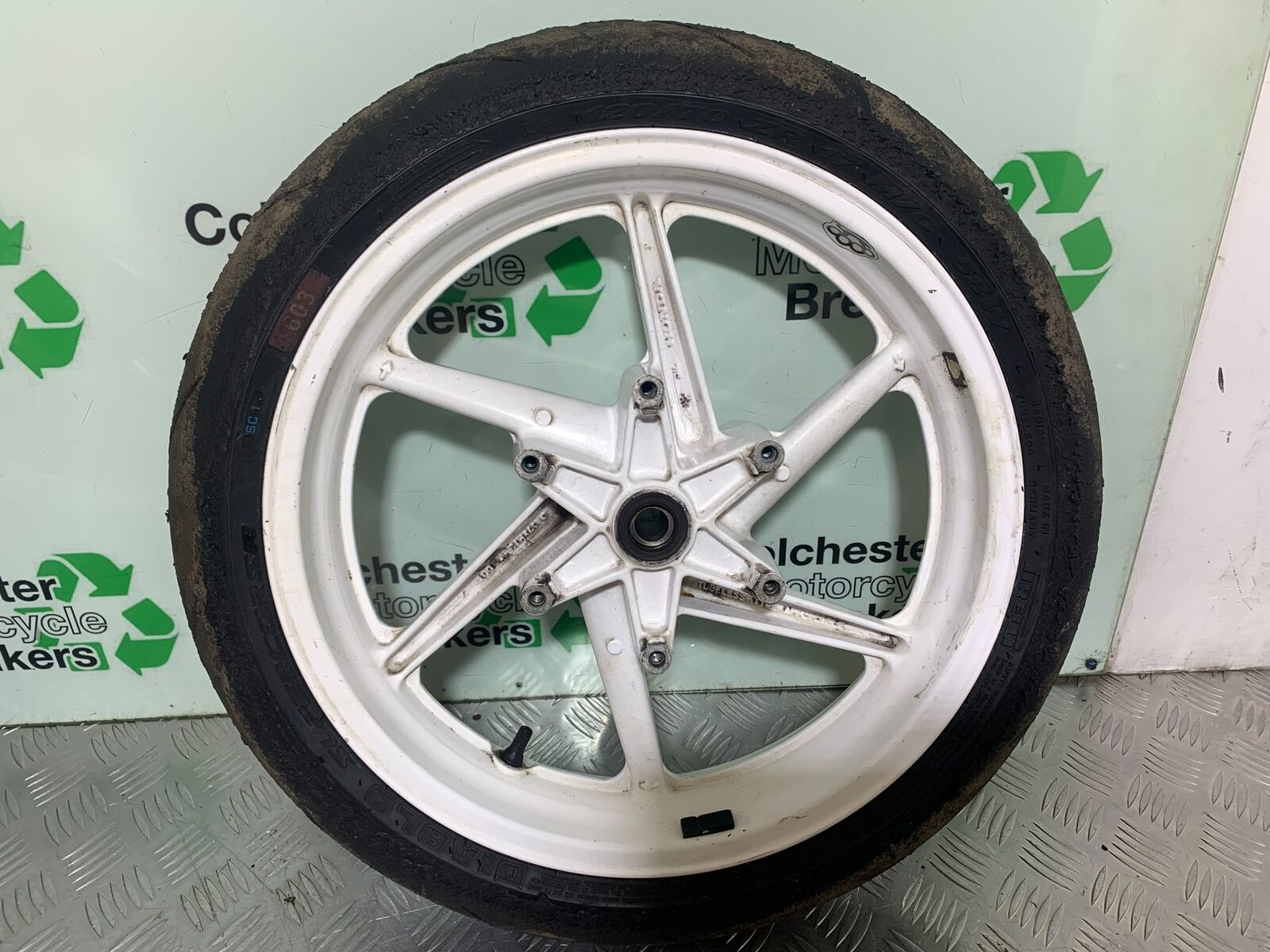 HONDA VFR750 VFR 750 FL-M-N-P FRONT WHEEL YEAR 1990-93 (CMB1093)