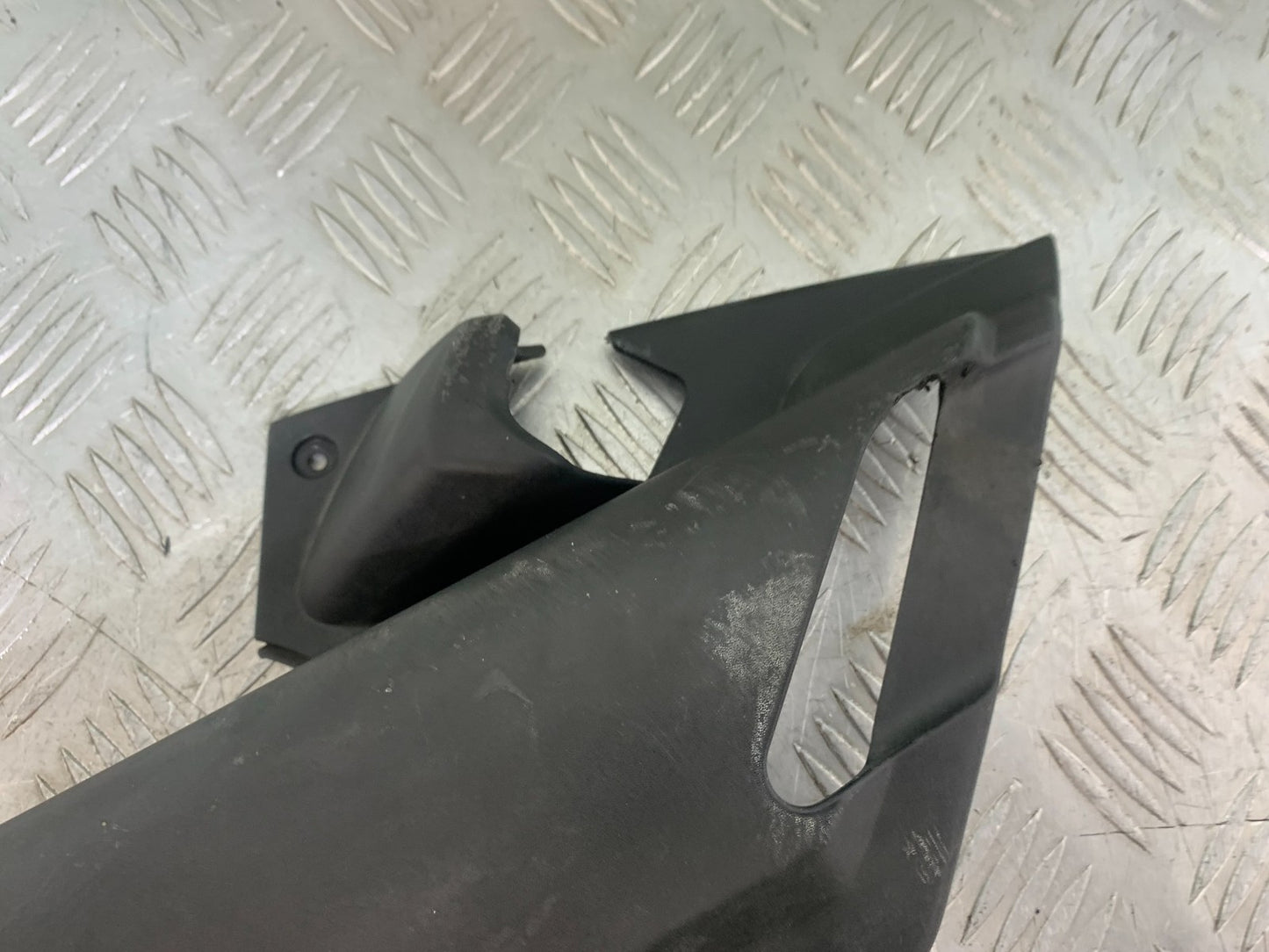 YAMAHA XMAX 250 XMAX 250 LEFT AND RIGHT INFILL COVERS YEAR 2006-09 (CMB1201)