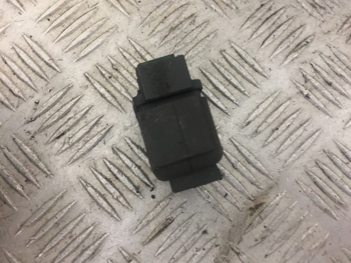 HONDA CB500 CB 500 STARTER SOLENOID  YEAR 2002 (STOCK 426)