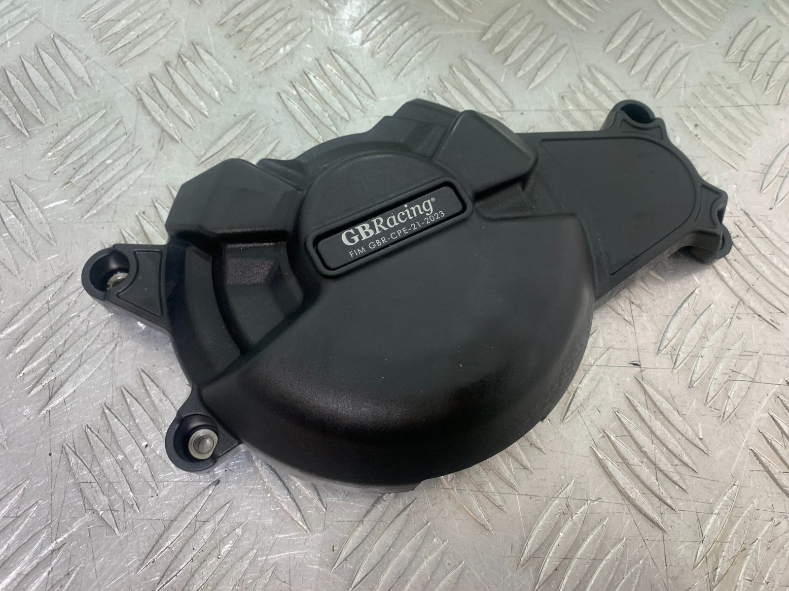 YAMAHA YZF R7 GB RACING ENGINE COVER  YEAR 2022-2025 (CMB1255)