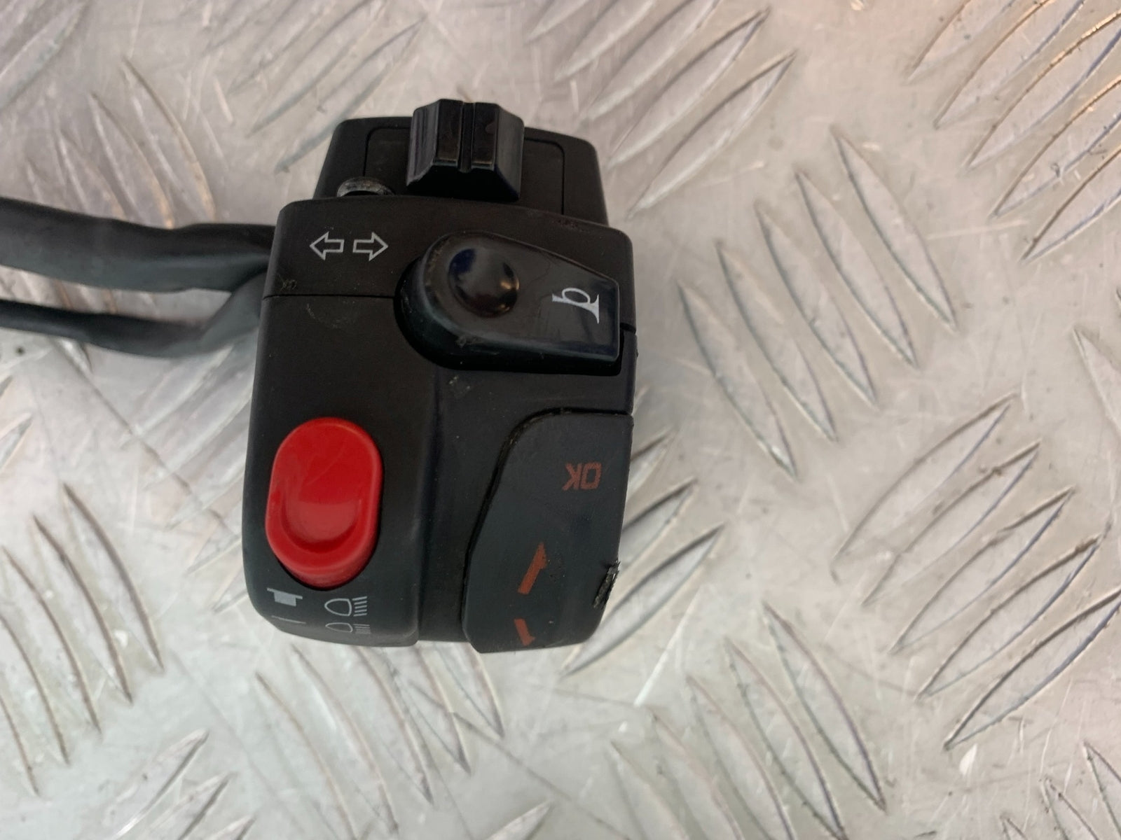 MV AGUSTA 800 F3 LEFT SWITCH GEAR YEAR 2013-2016 (CMB1152)