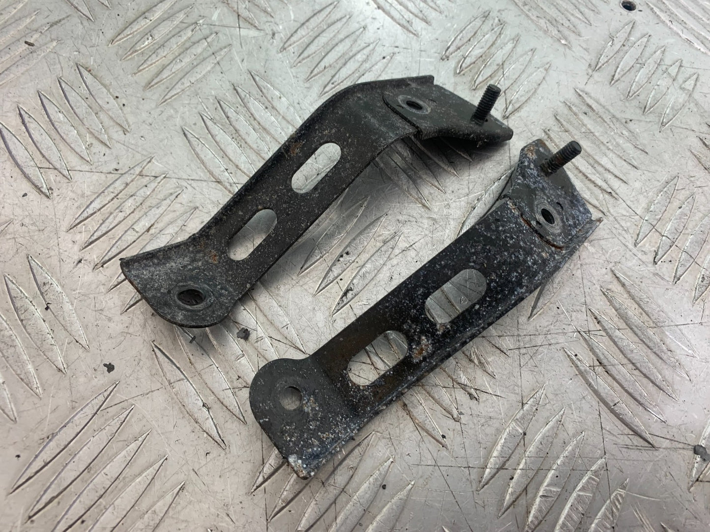 KAWASAKI ZX6R ZX6 F HEADLIGHT BRACKETS YEAR 1995-1997 (CMB1169)