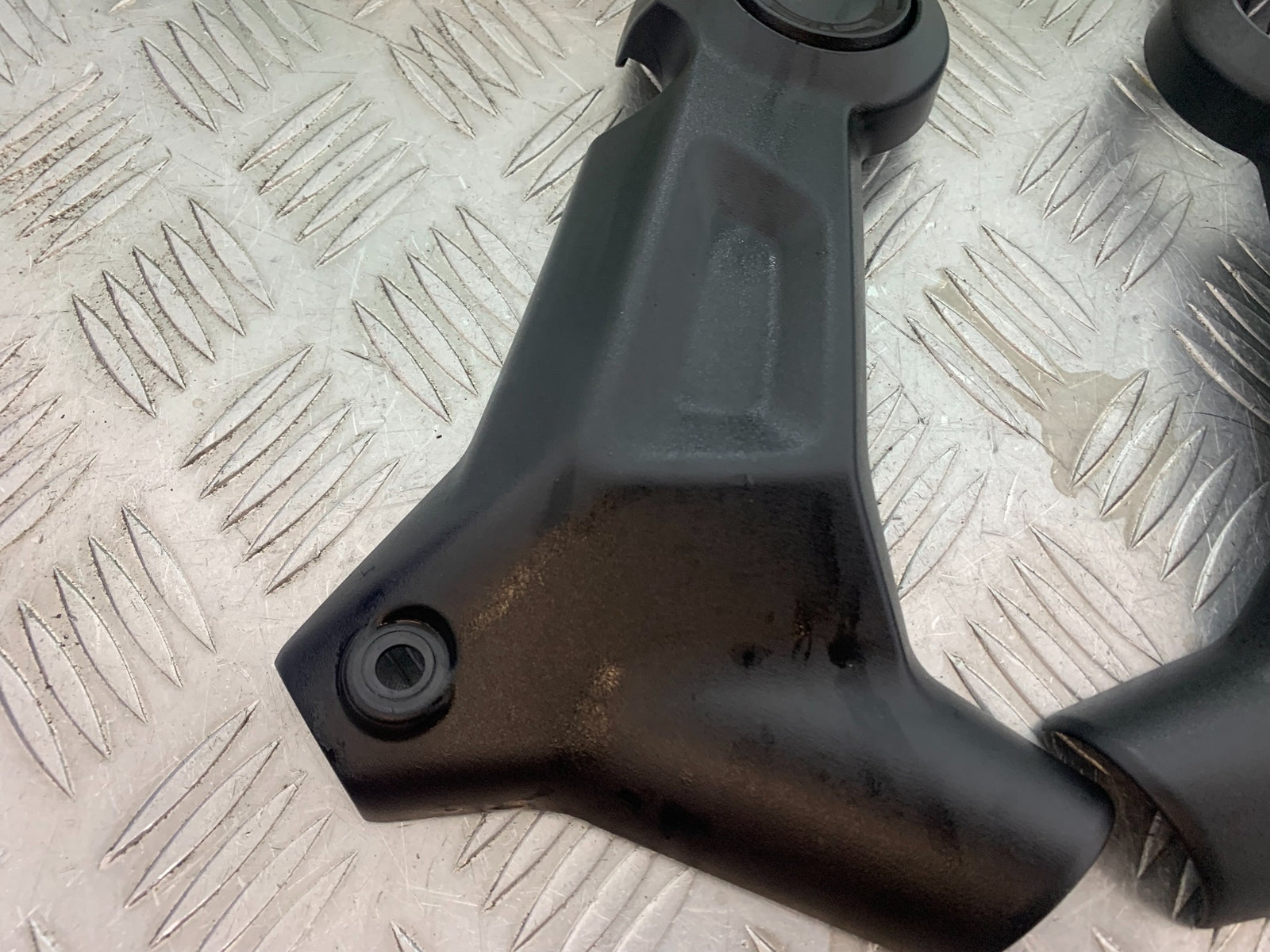 TRIUMPH TRIDENT 660 FRAME COVERS  YEAR 2021-2024 (CMB1148)