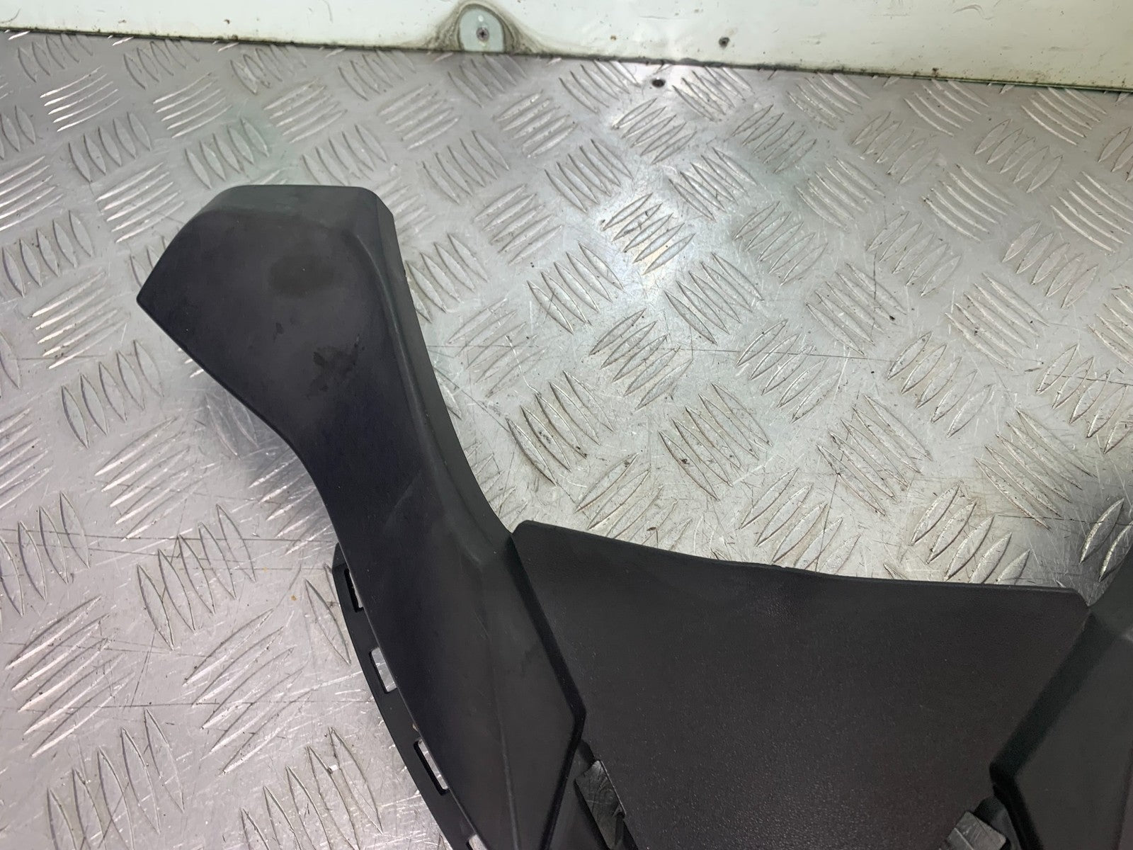YAMAHA XMAX 300 INFILL COVER YEAR 2017-2020 (CMB1218)