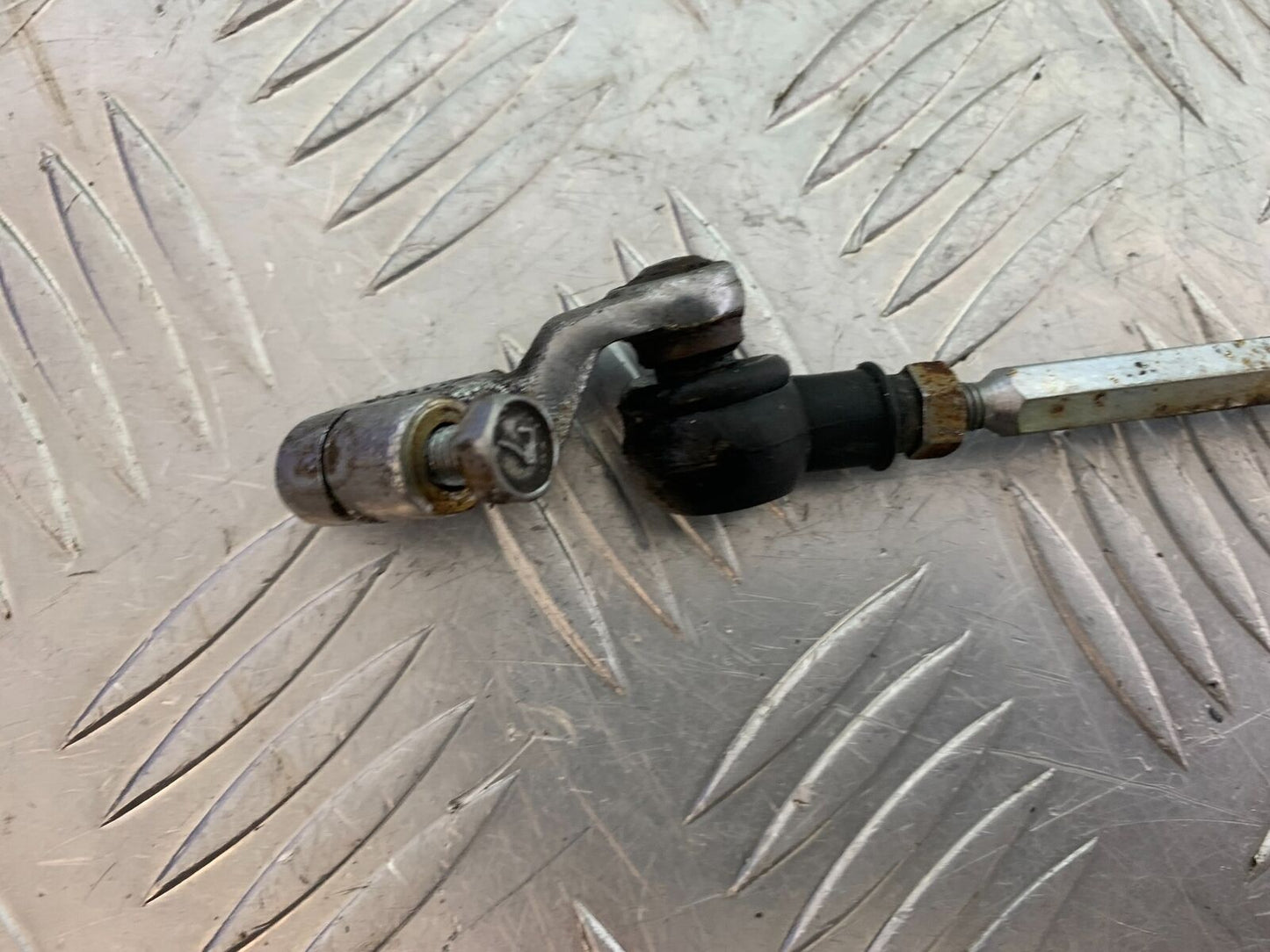 SUZUKI VS1400 VS 1400 INTRUDER GEAR LEVER  YEAR 1988 (CMB1077)