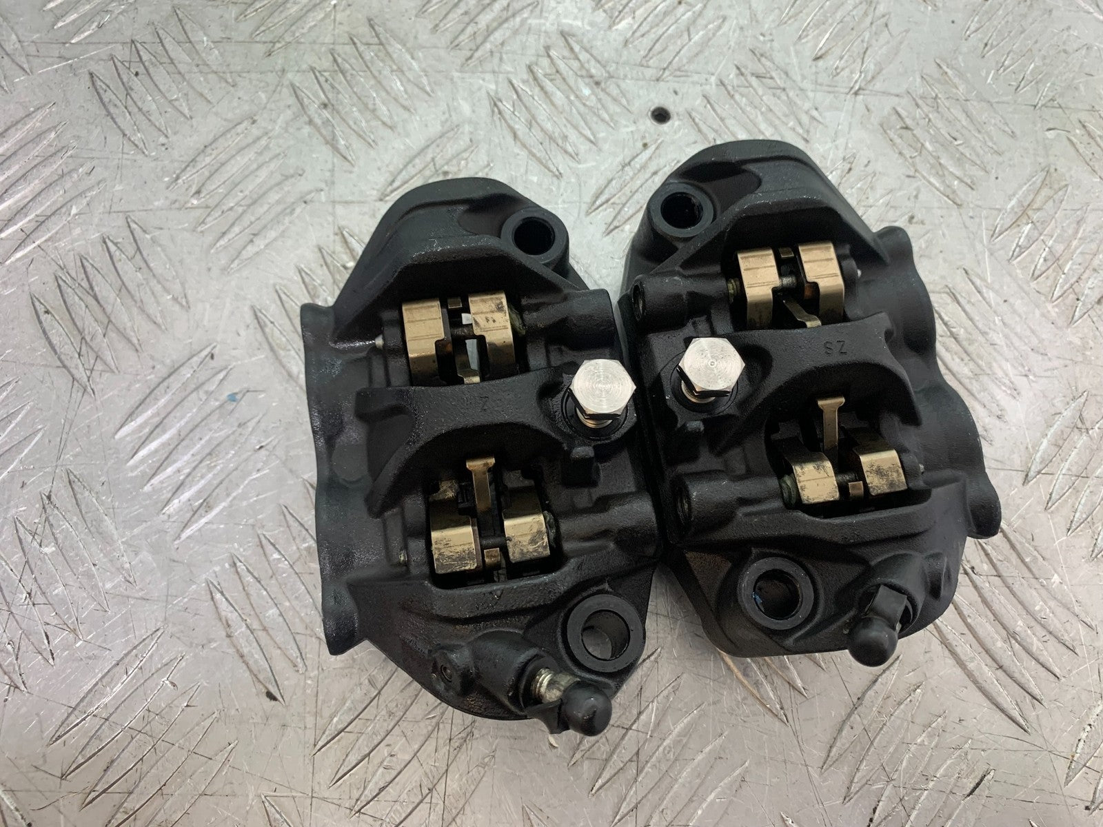 HONDA CBR1000 rr FIREBLADE FRONT BRAKE CALIPERS  2008-2011 (CMB1253)