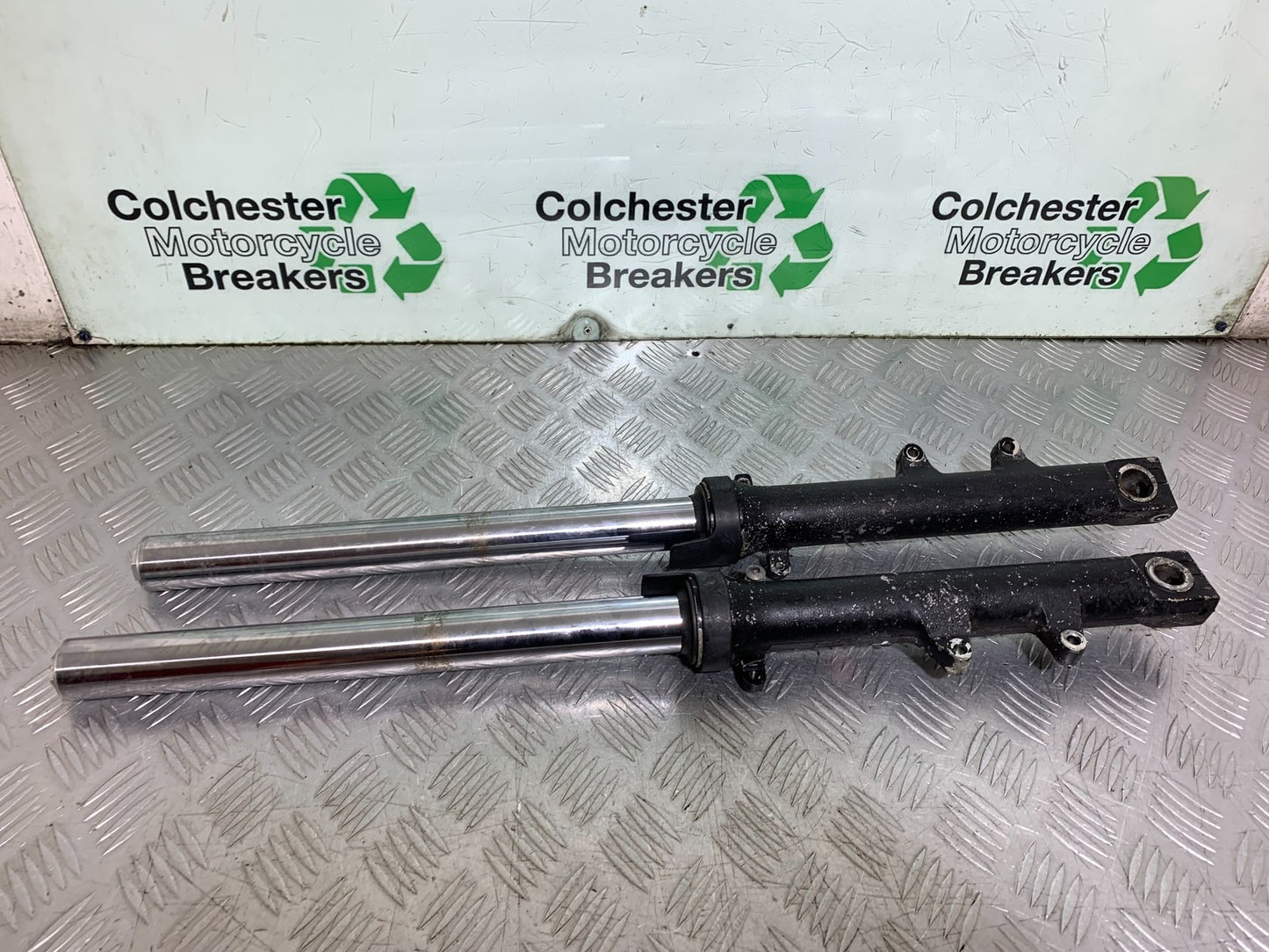 HONDA CBF500 CBF 500 FORKS YEAR 2004-2008  (CMB1294)