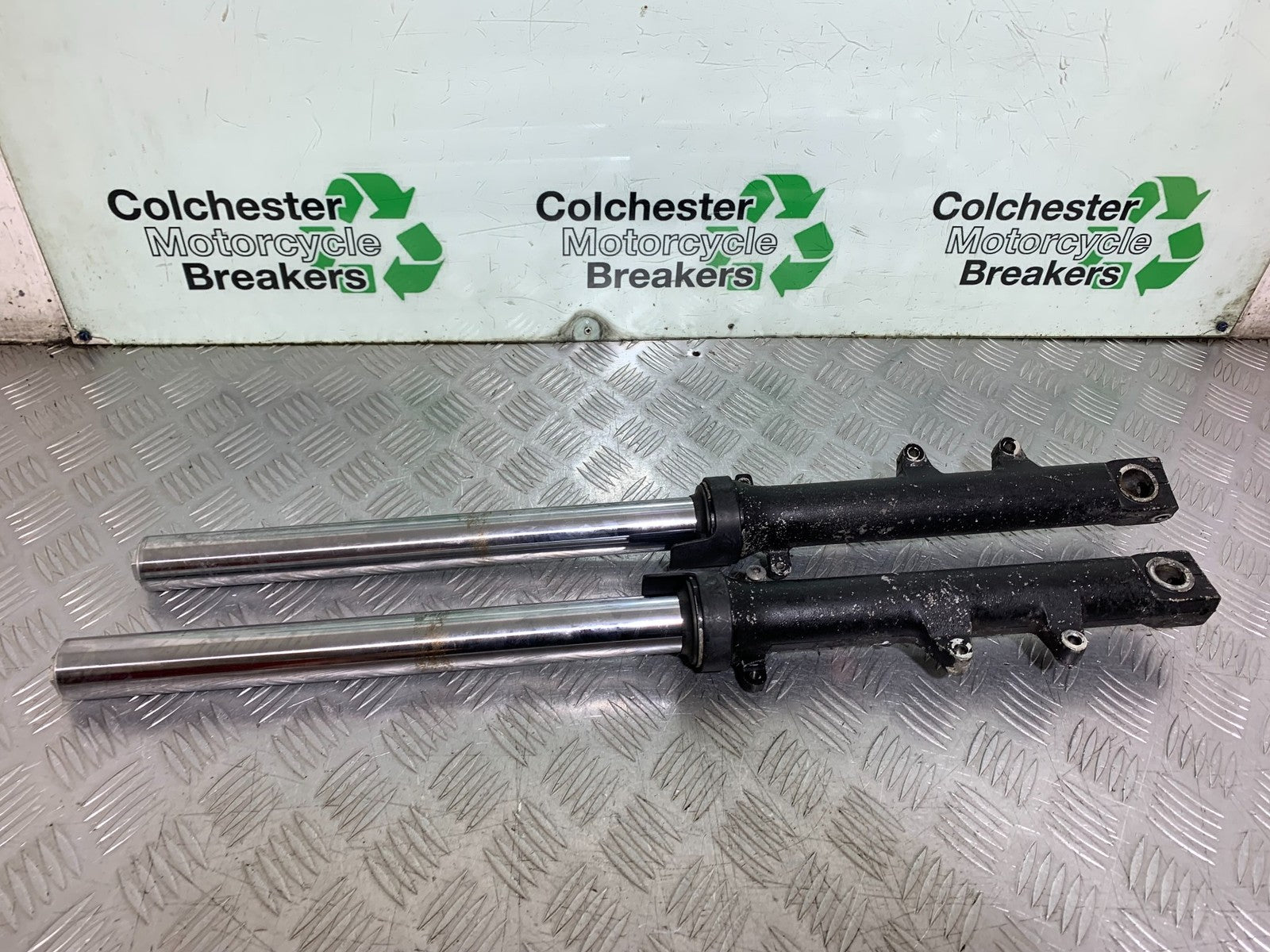HONDA CBF500 CBF 500 FORKS YEAR 2004-2008  (CMB1294)