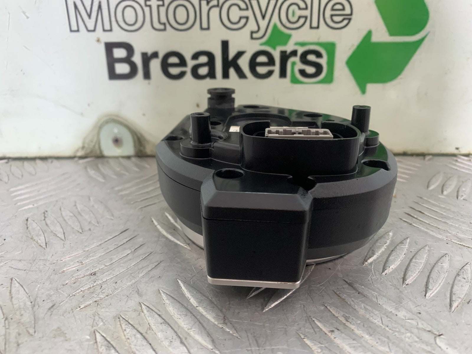 HONDA CBR1000 RR CBR 1000RR FIREBLADE CLOCKS SPEEDO DASH 2008-2011 (CMB1179)