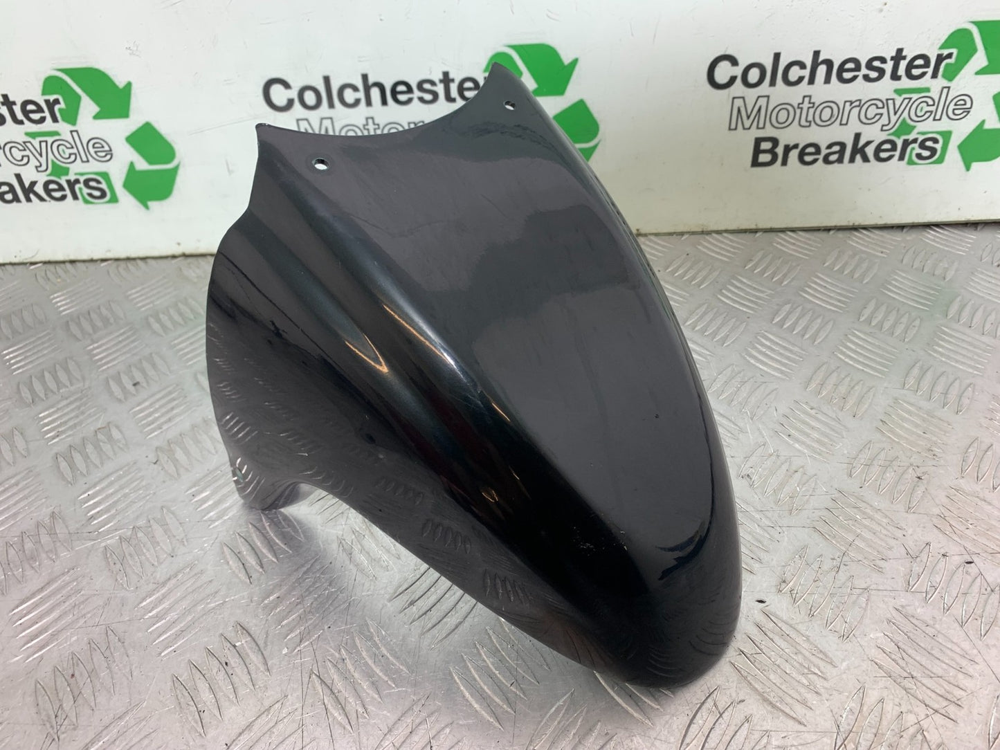 TRIUMPH 955i SPRINT ST FRONT MUDGUARD  YEAR 1999-04 (CMB1230)