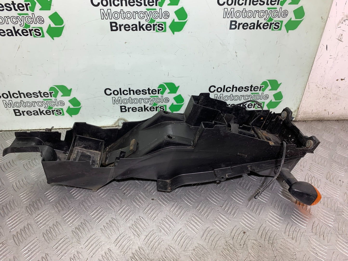 KAWASAKI ZX6R ZX6 J REAR MUDGUARD AND INDICATORS YEAR 2000 (CMB1312)