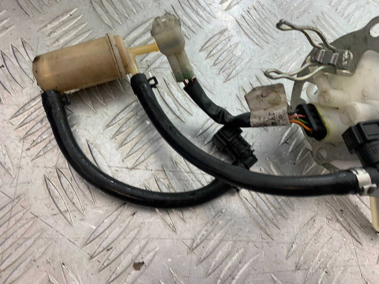 KTM 390 ADVENTURE PETROL PUMP  YEAR 2020-24 (CMB1240)